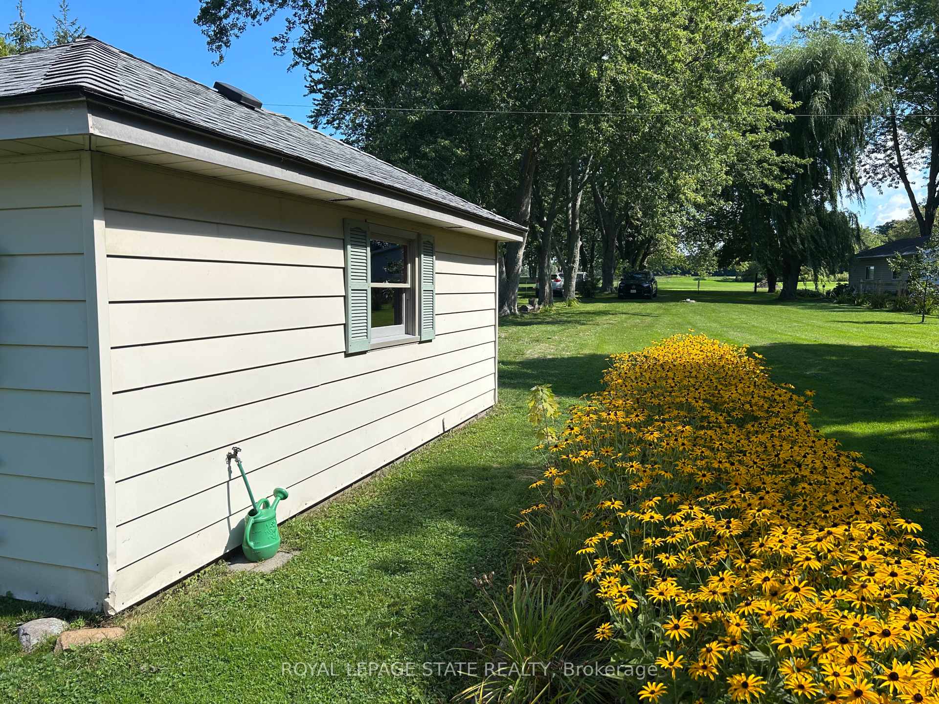 Photo 27 of 23 Upper Mohawk Point, Haldimand, Dunnville — HOMEH