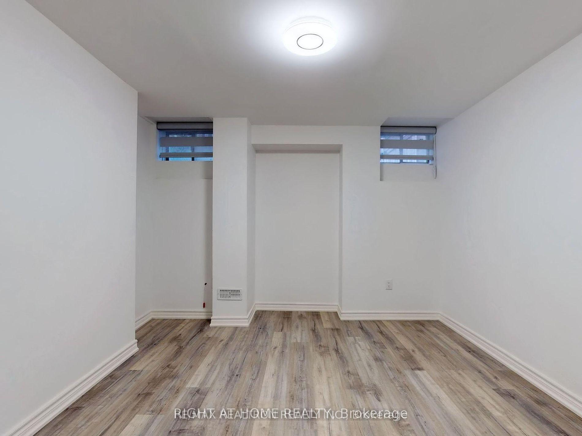 Photo 11 of 125 Maria Road, Markham, Wismer — HOMEH
