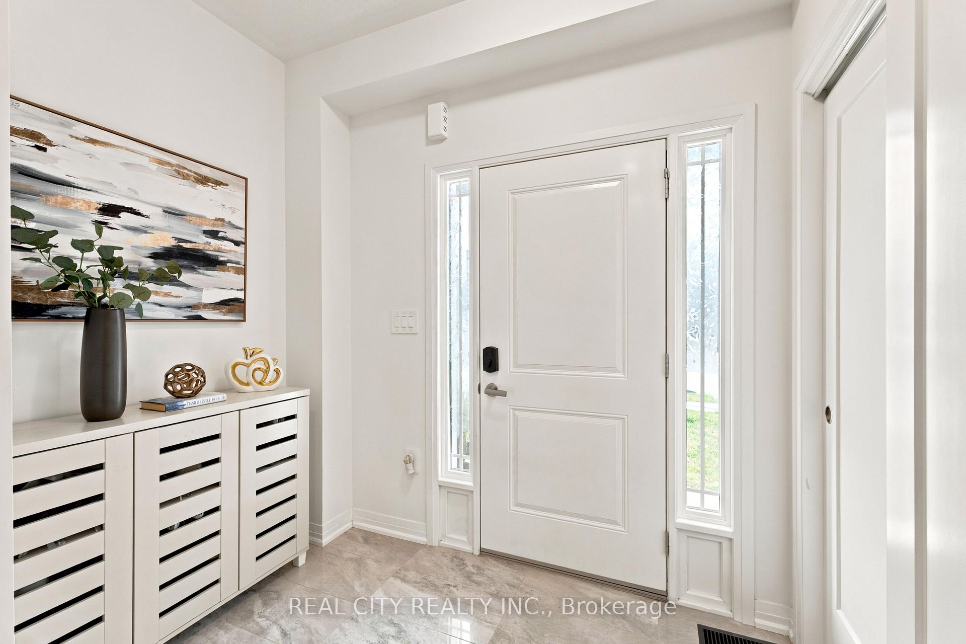 Photo 6 of 236 Rockledge Drive, Hamilton, Rural Glanbrook — HOMEH