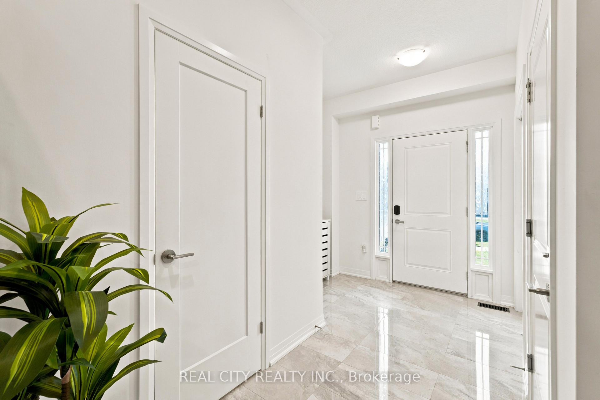 Photo 7 of 236 Rockledge Drive, Hamilton, Rural Glanbrook — HOMEH
