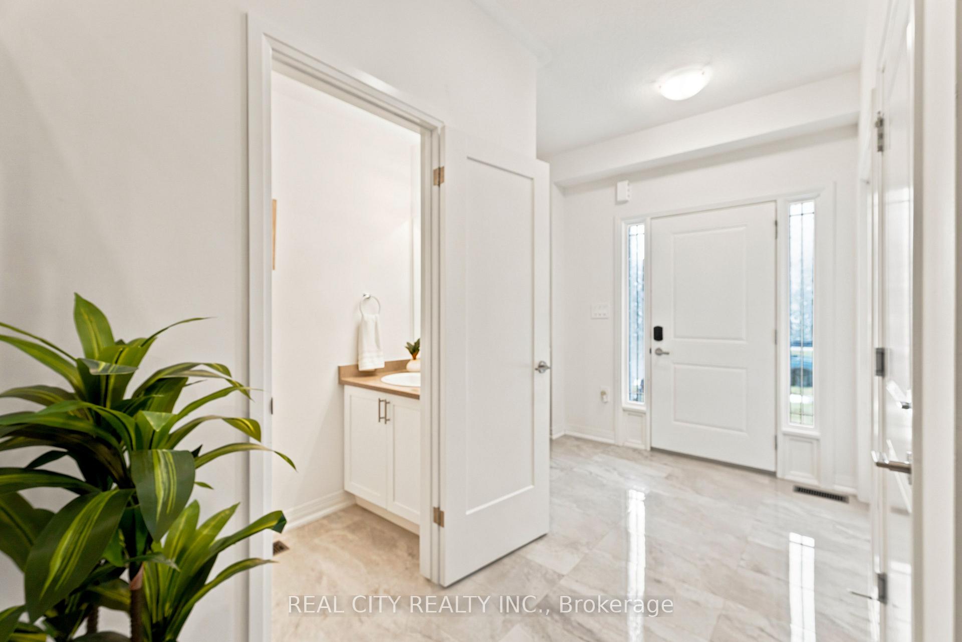Photo 8 of 236 Rockledge Drive, Hamilton, Rural Glanbrook — HOMEH