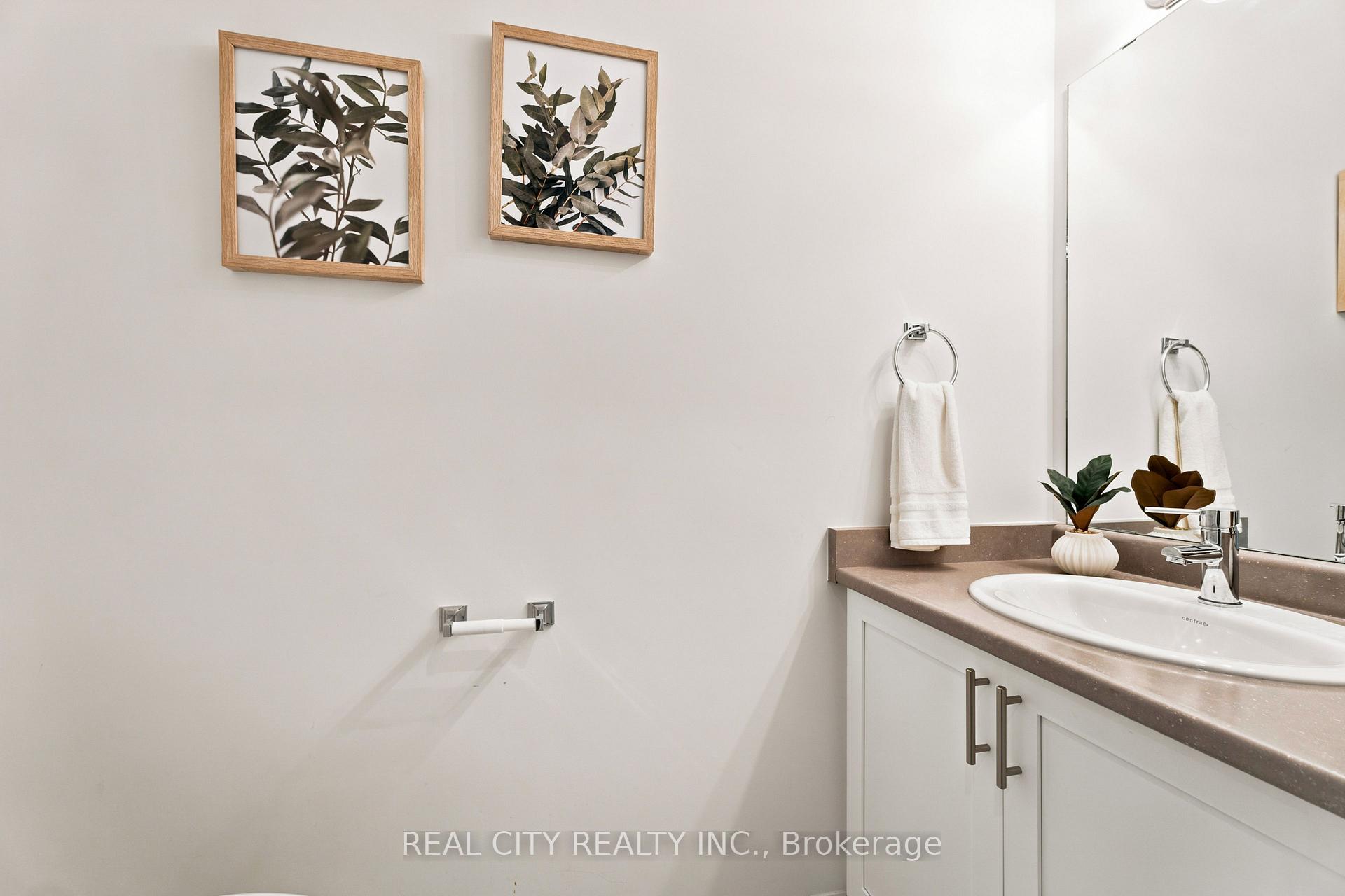 Photo 9 of 236 Rockledge Drive, Hamilton, Rural Glanbrook — HOMEH