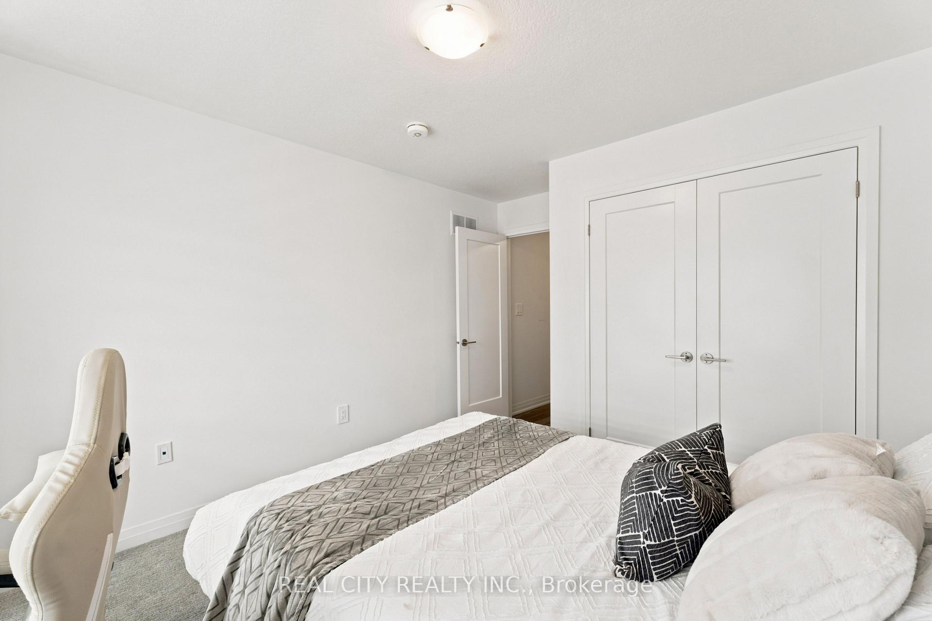 Photo 29 of 236 Rockledge Drive, Hamilton, Rural Glanbrook — HOMEH