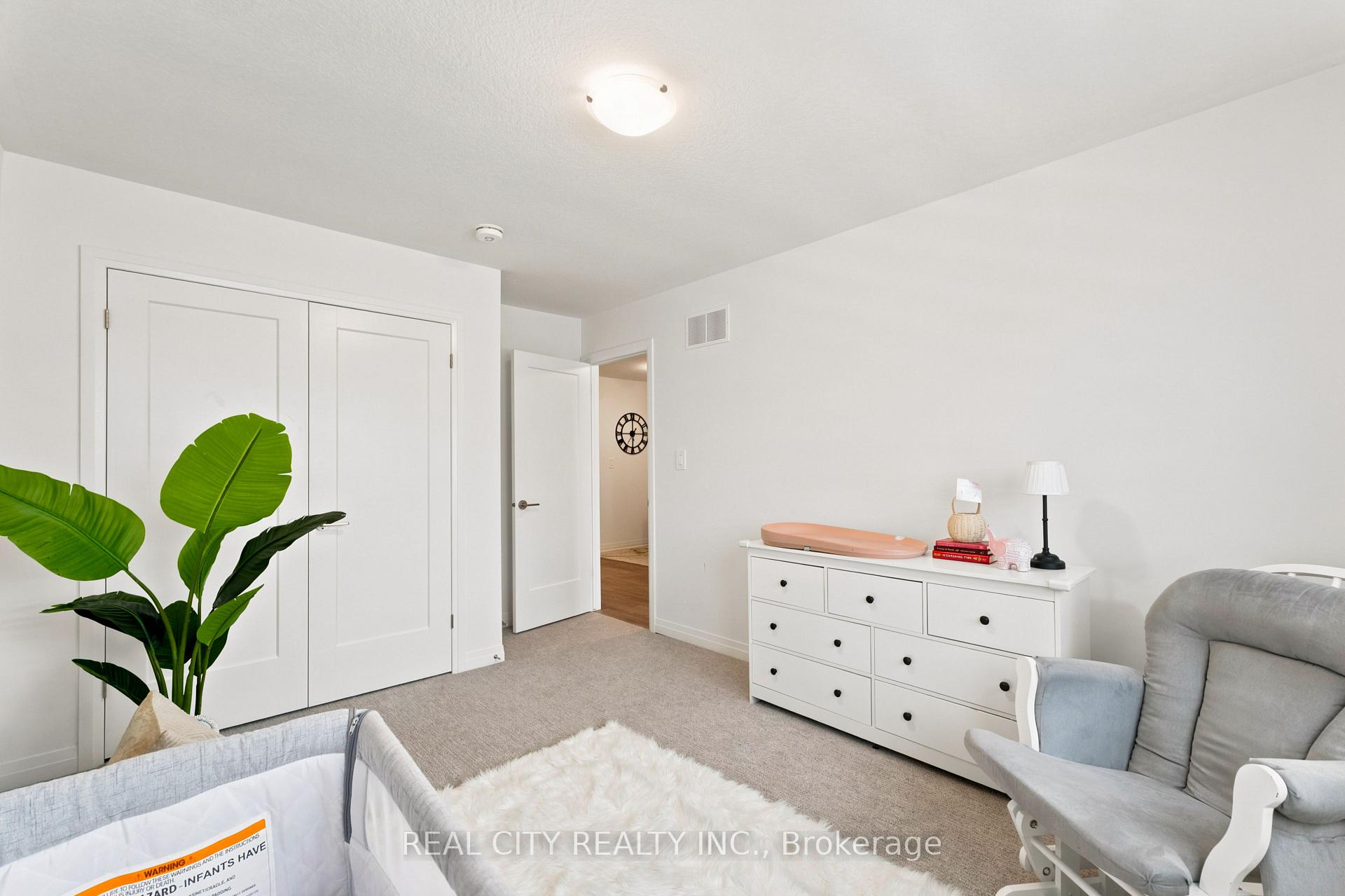 Photo 31 of 236 Rockledge Drive, Hamilton, Rural Glanbrook — HOMEH