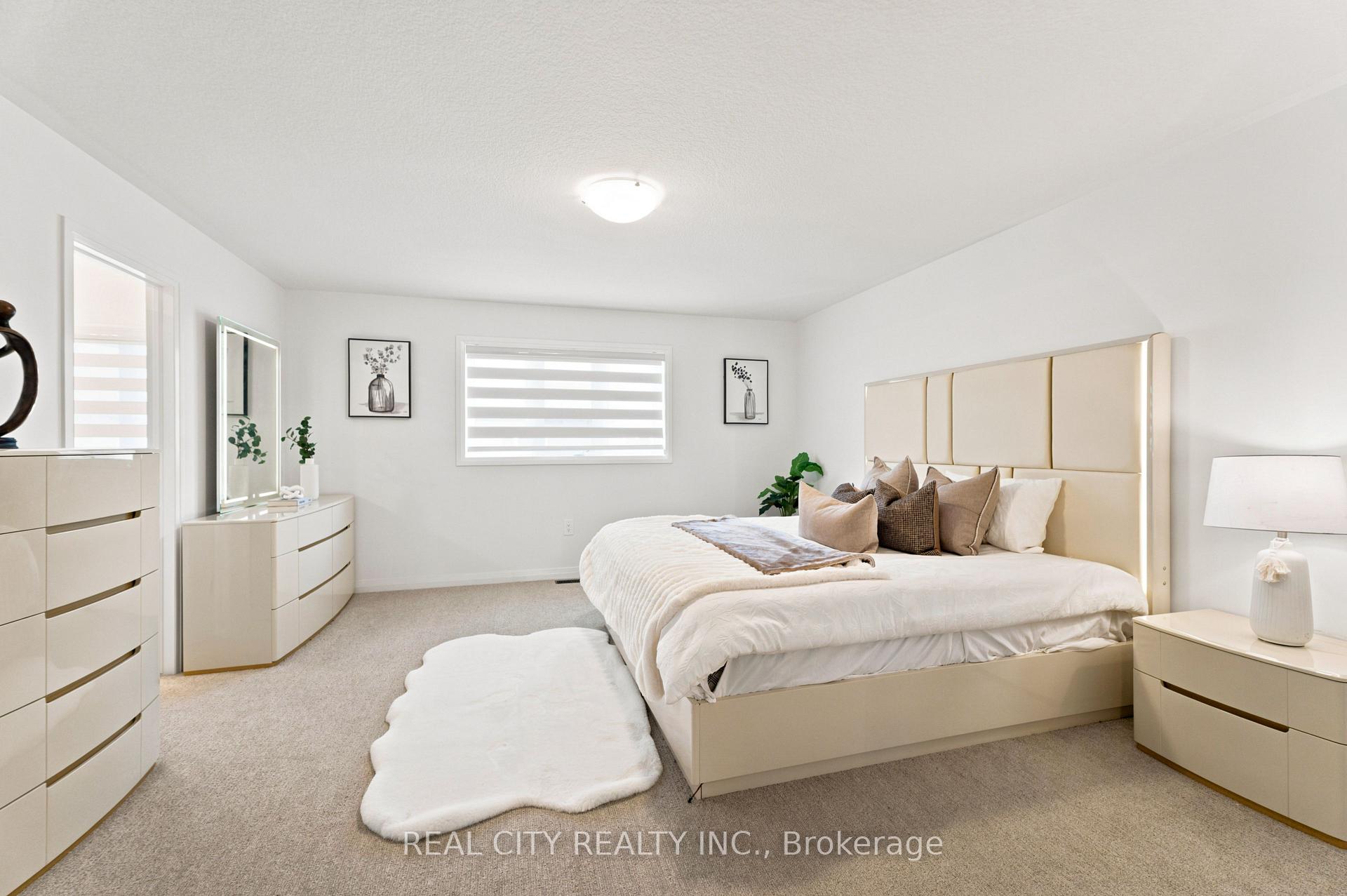 Photo 32 of 236 Rockledge Drive, Hamilton, Rural Glanbrook — HOMEH