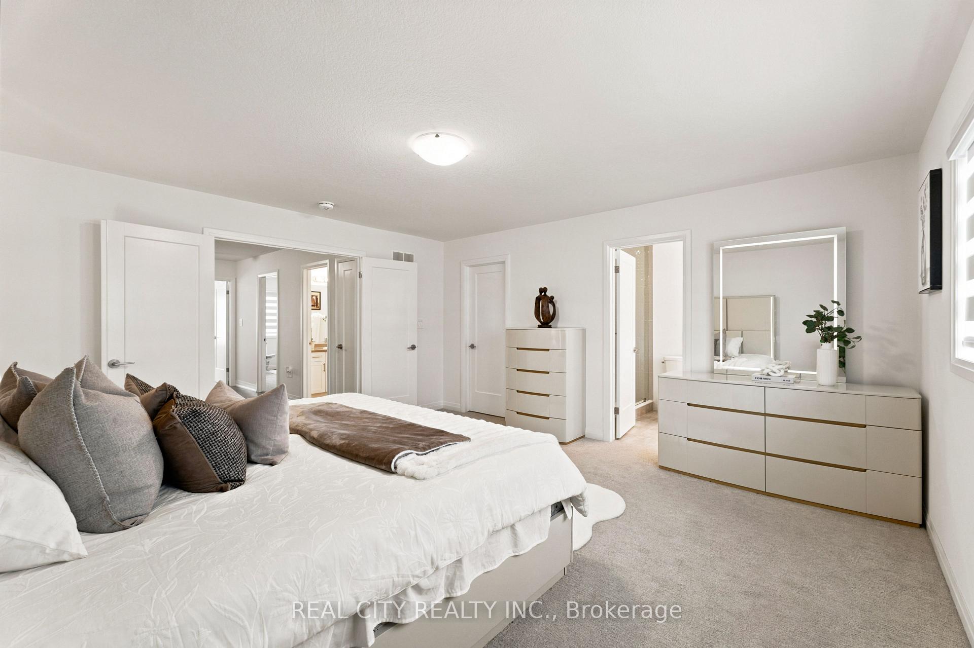 Photo 34 of 236 Rockledge Drive, Hamilton, Rural Glanbrook — HOMEH