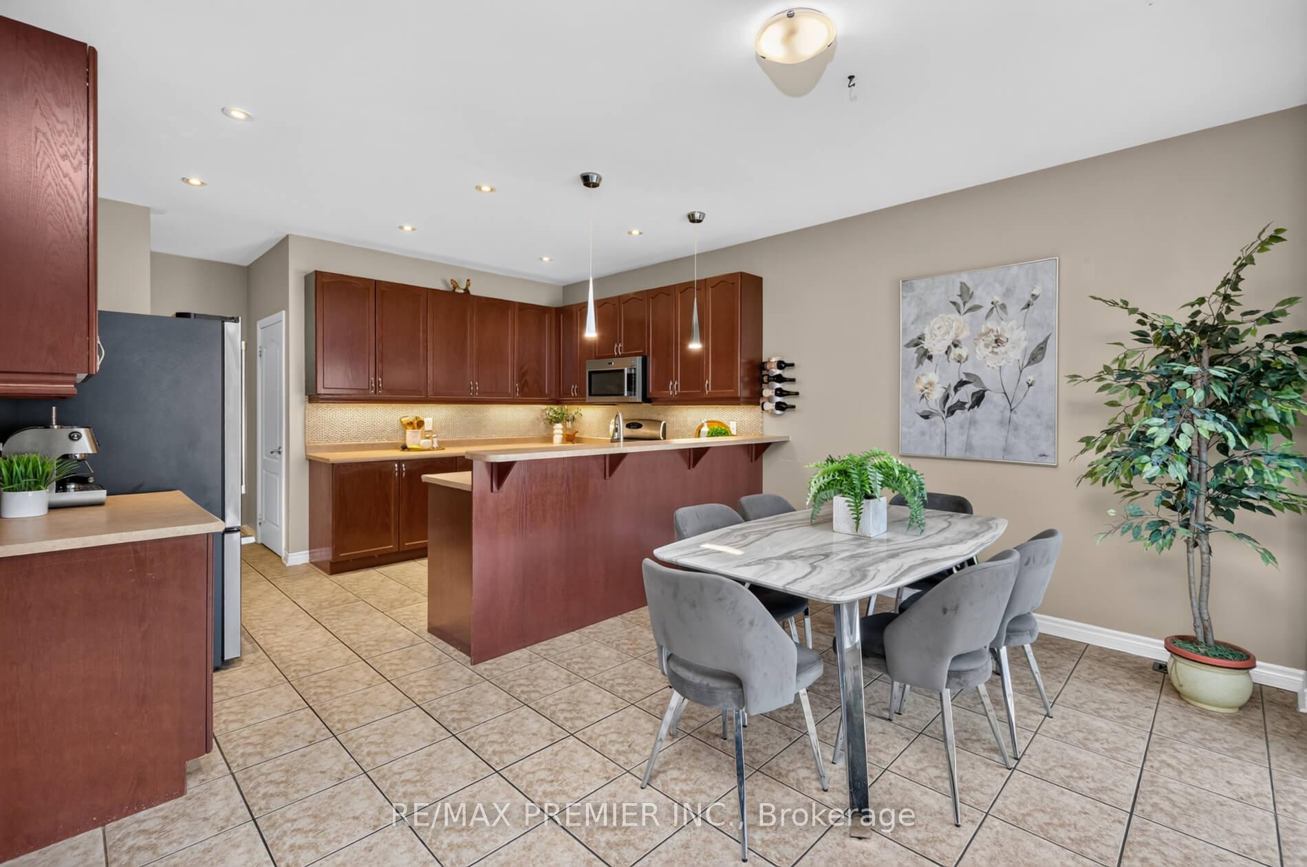 Photo 16 of 19 Timberwolf Road, Brampton, Bram East — HOMEH