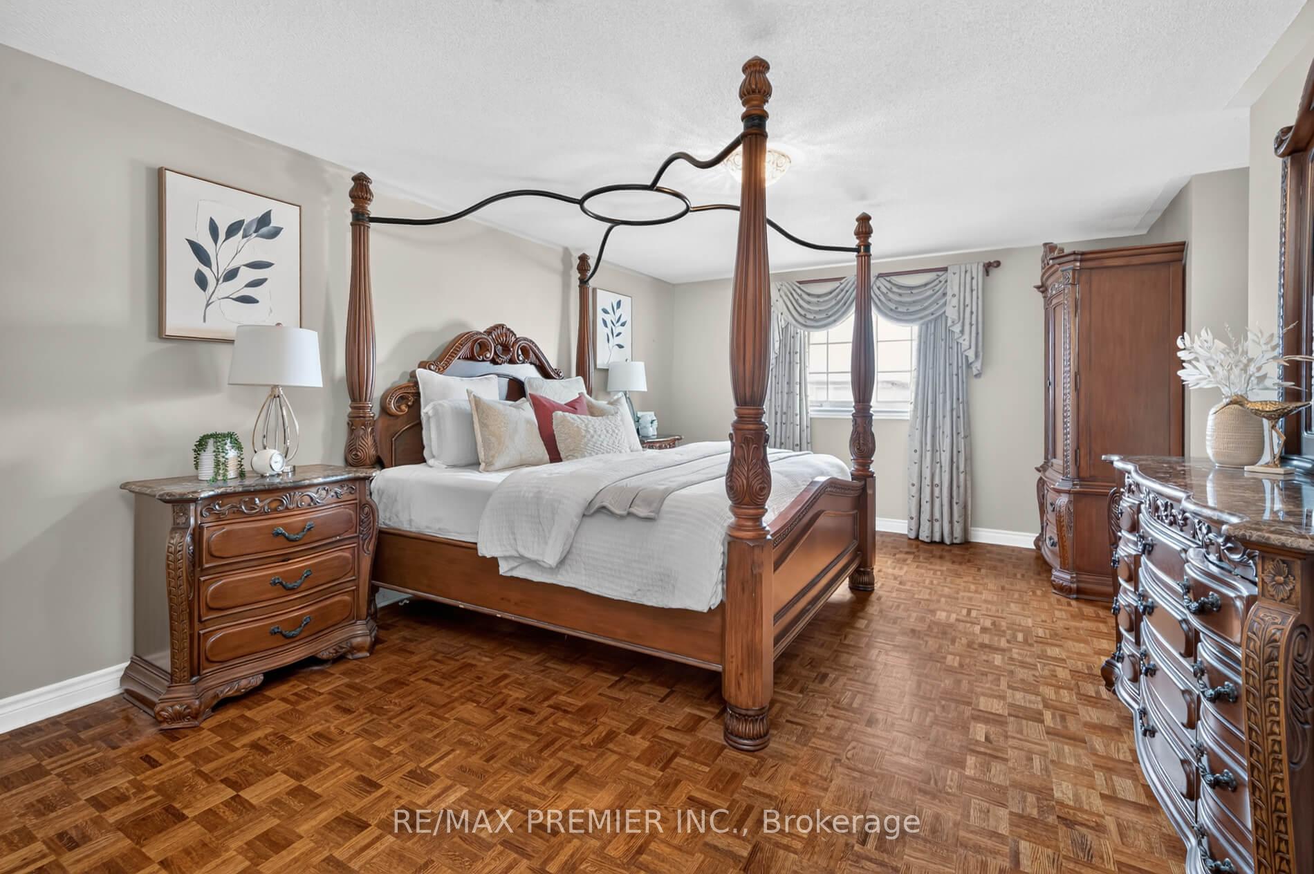 Photo 24 of 19 Timberwolf Road, Brampton, Bram East — HOMEH
