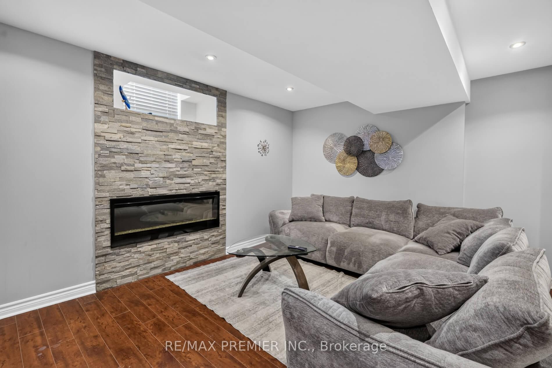 Photo 39 of 19 Timberwolf Road, Brampton, Bram East — HOMEH