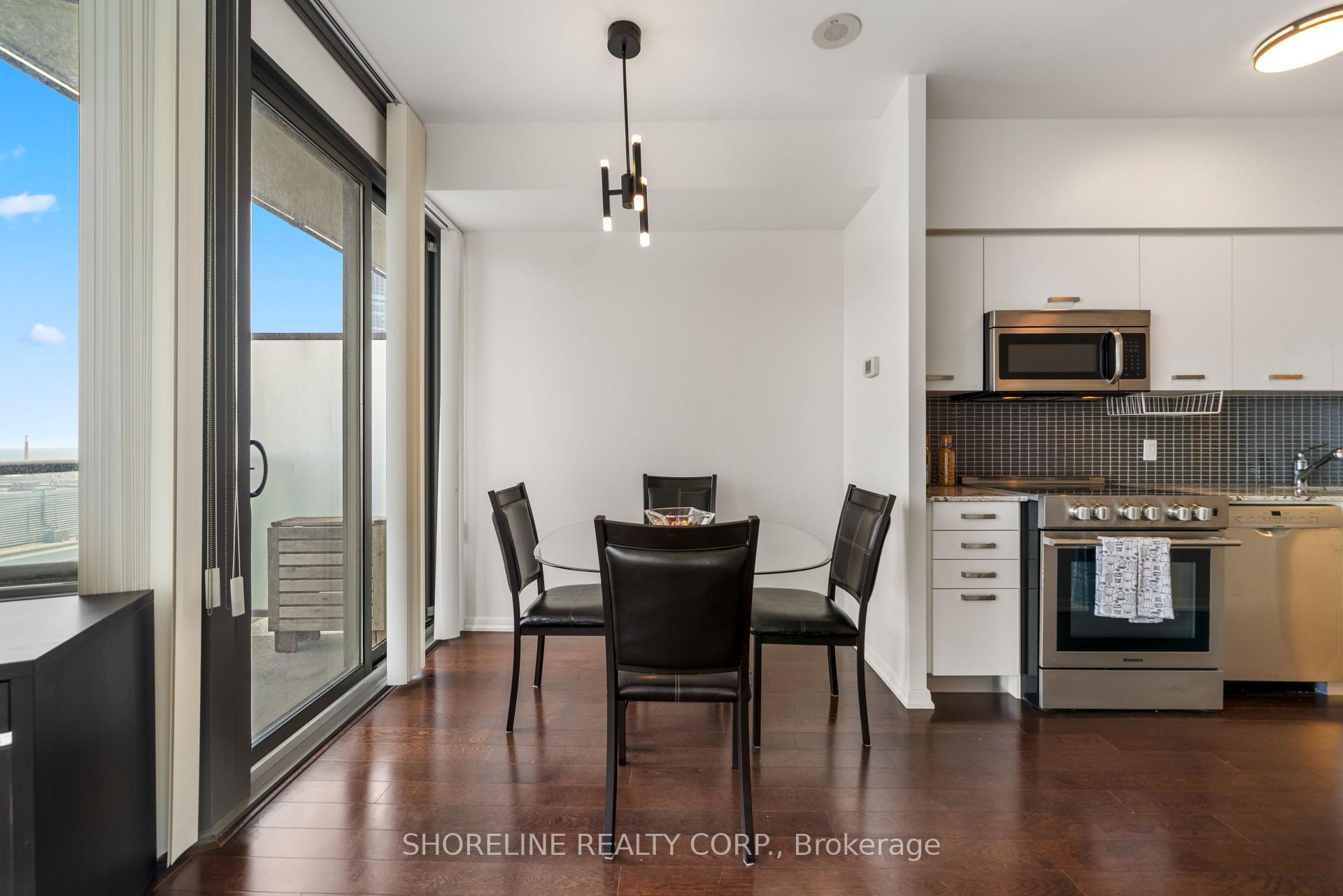 Photo 7 of Unit 4807, 832 Bay Street, Toronto, Bay Street Corridor — HOMEH