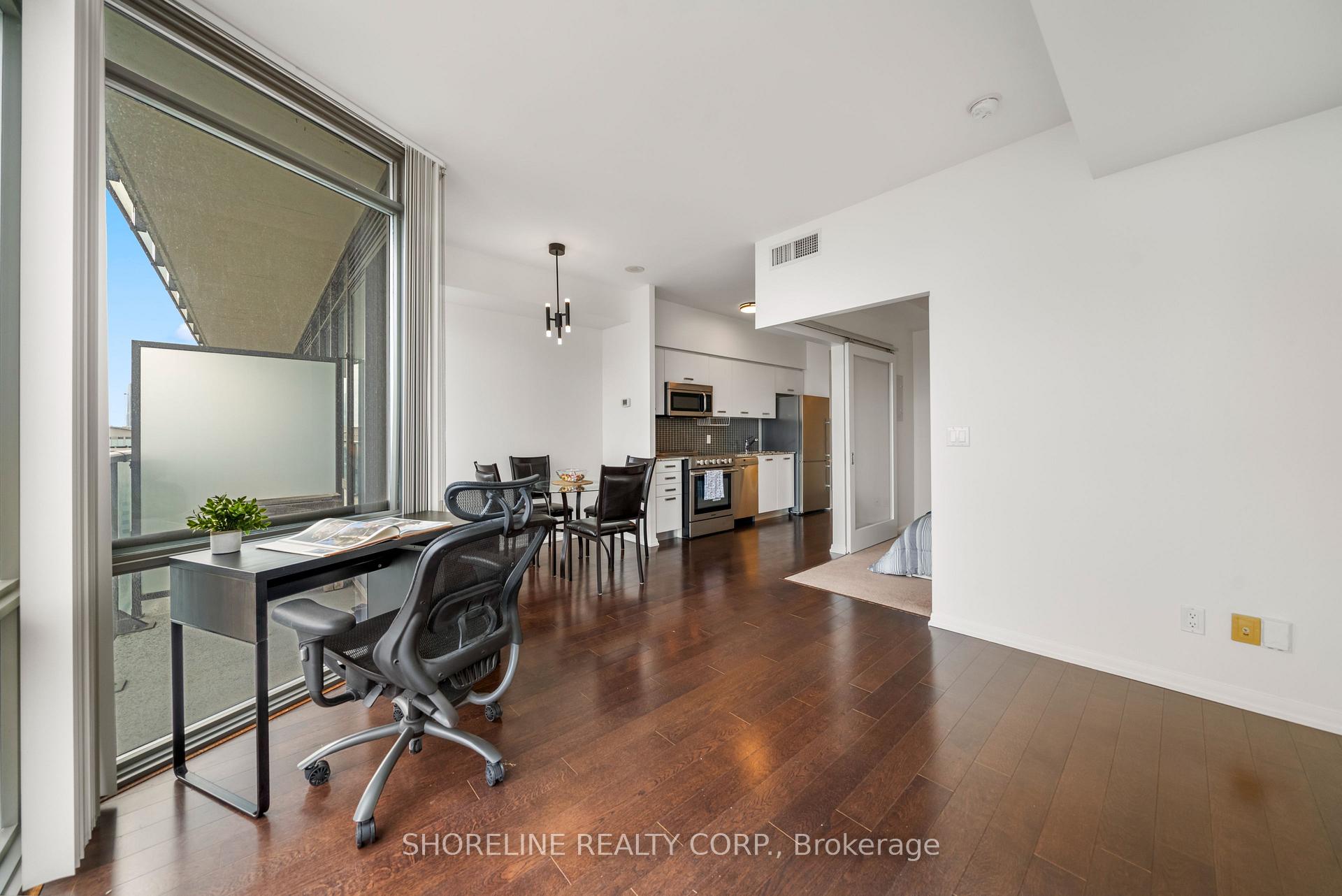 Photo 8 of Unit 4807, 832 Bay Street, Toronto, Bay Street Corridor — HOMEH