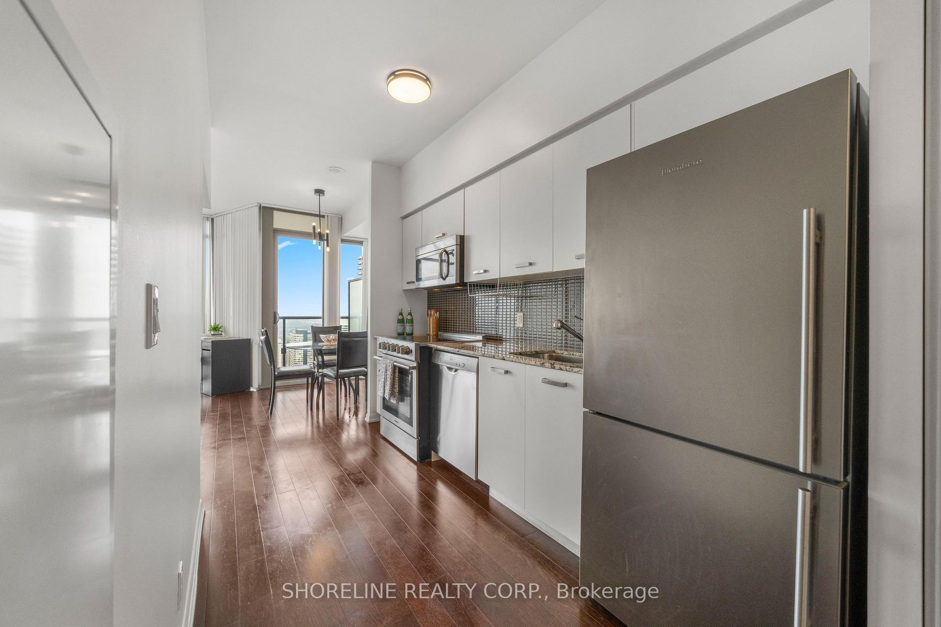 Photo 18 of Unit 4807, 832 Bay Street, Toronto, Bay Street Corridor — HOMEH
