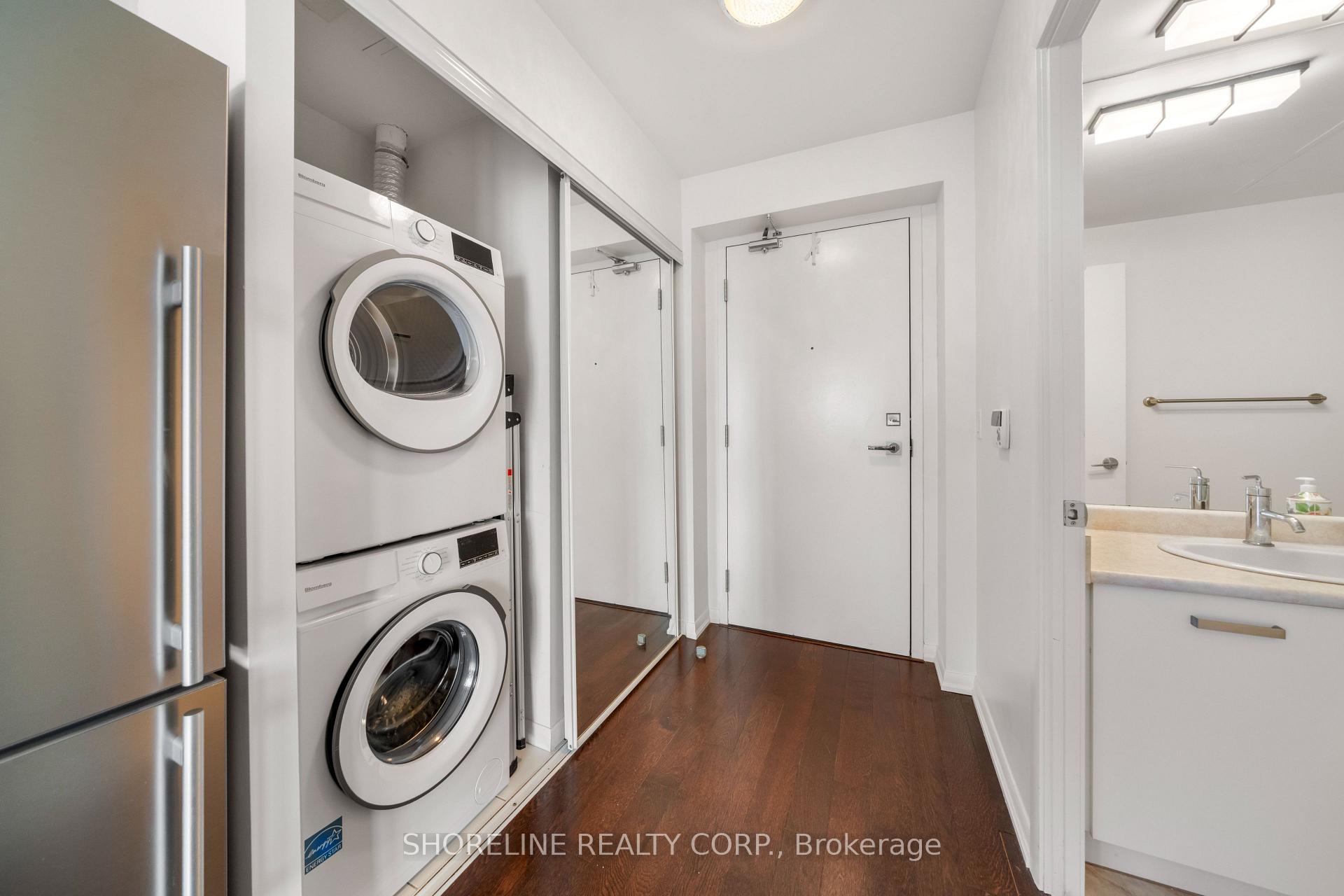 Photo 19 of Unit 4807, 832 Bay Street, Toronto, Bay Street Corridor — HOMEH