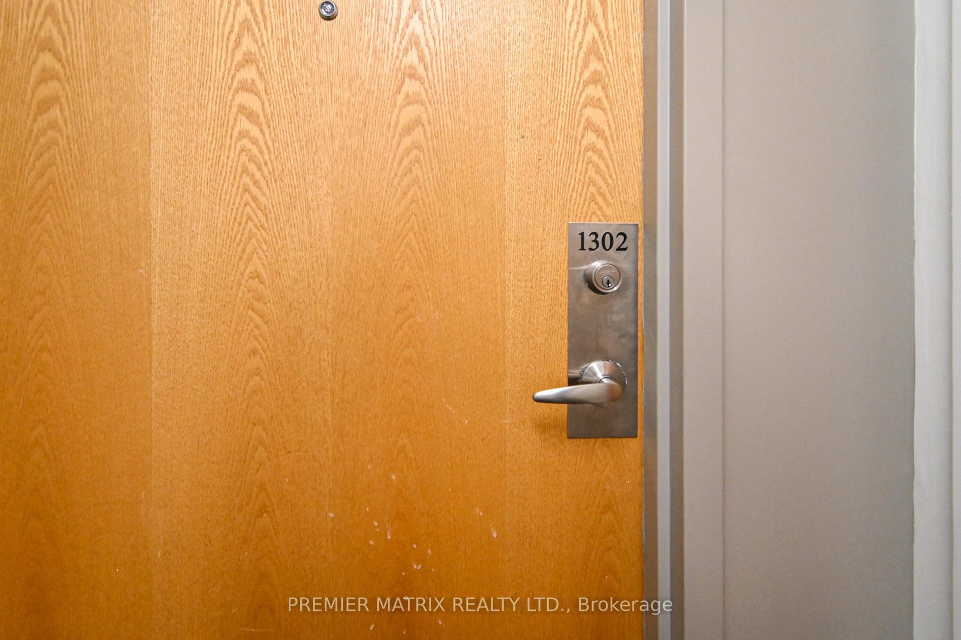 Photo 6 of Unit 1302, 20 Joe Shuster Way, Toronto, Niagara — HOMEH