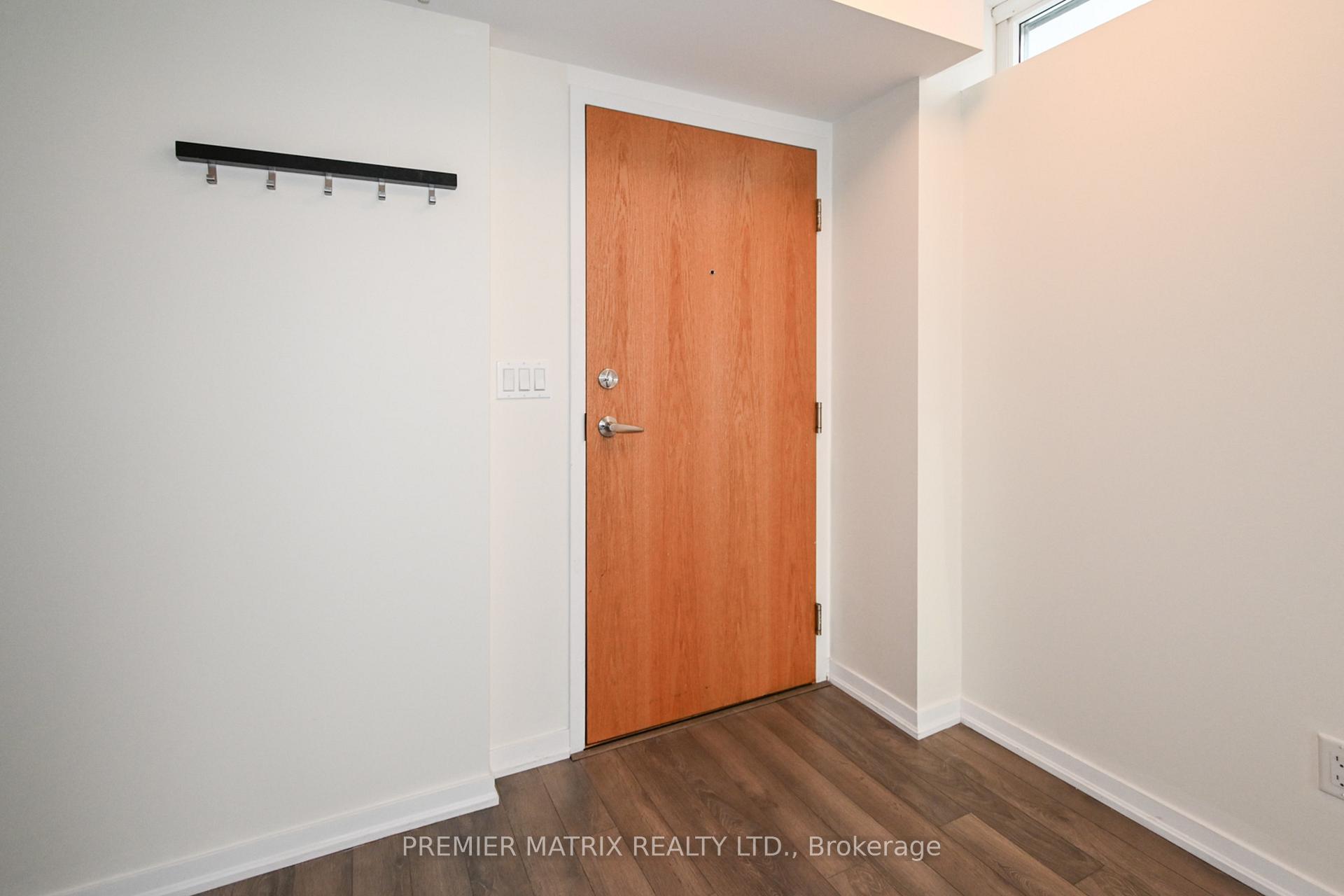 Photo 7 of Unit 1302, 20 Joe Shuster Way, Toronto, Niagara — HOMEH