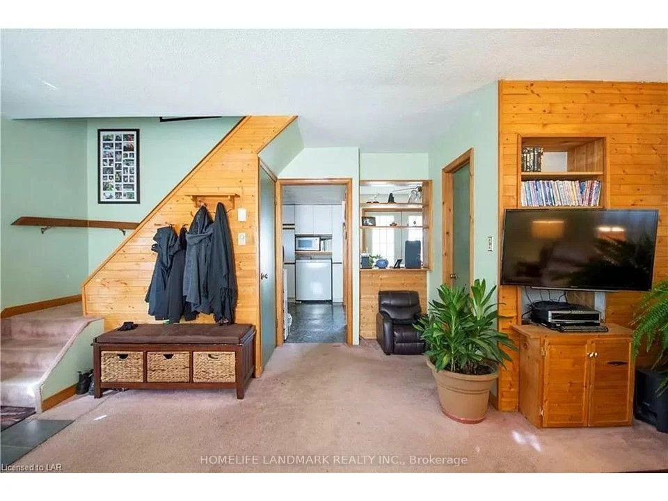 Photo 9 of 12170 Highway 35, Minden Hills, Lutterworth — HOMEH