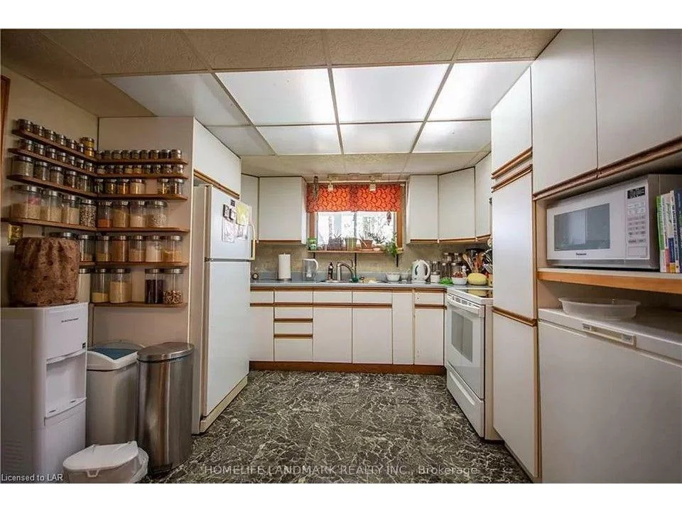 Photo 13 of 12170 Highway 35, Minden Hills, Lutterworth — HOMEH