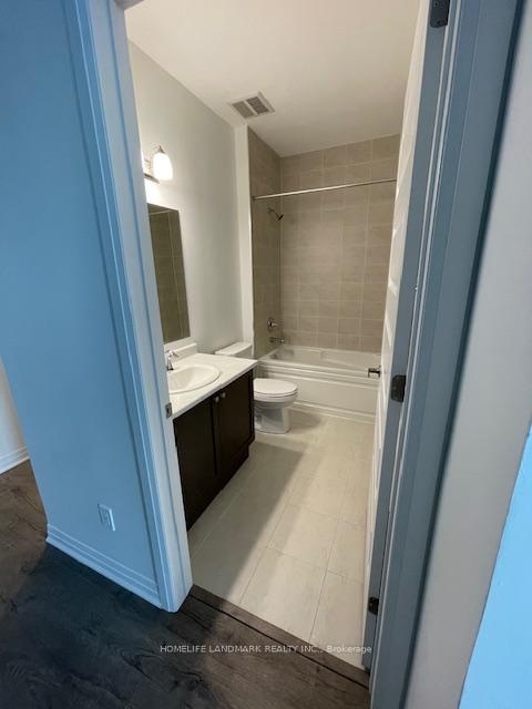 Photo 17 of Unit 411, 95 Dundas Street S, Oakville, Rural Oakville — HOMEH