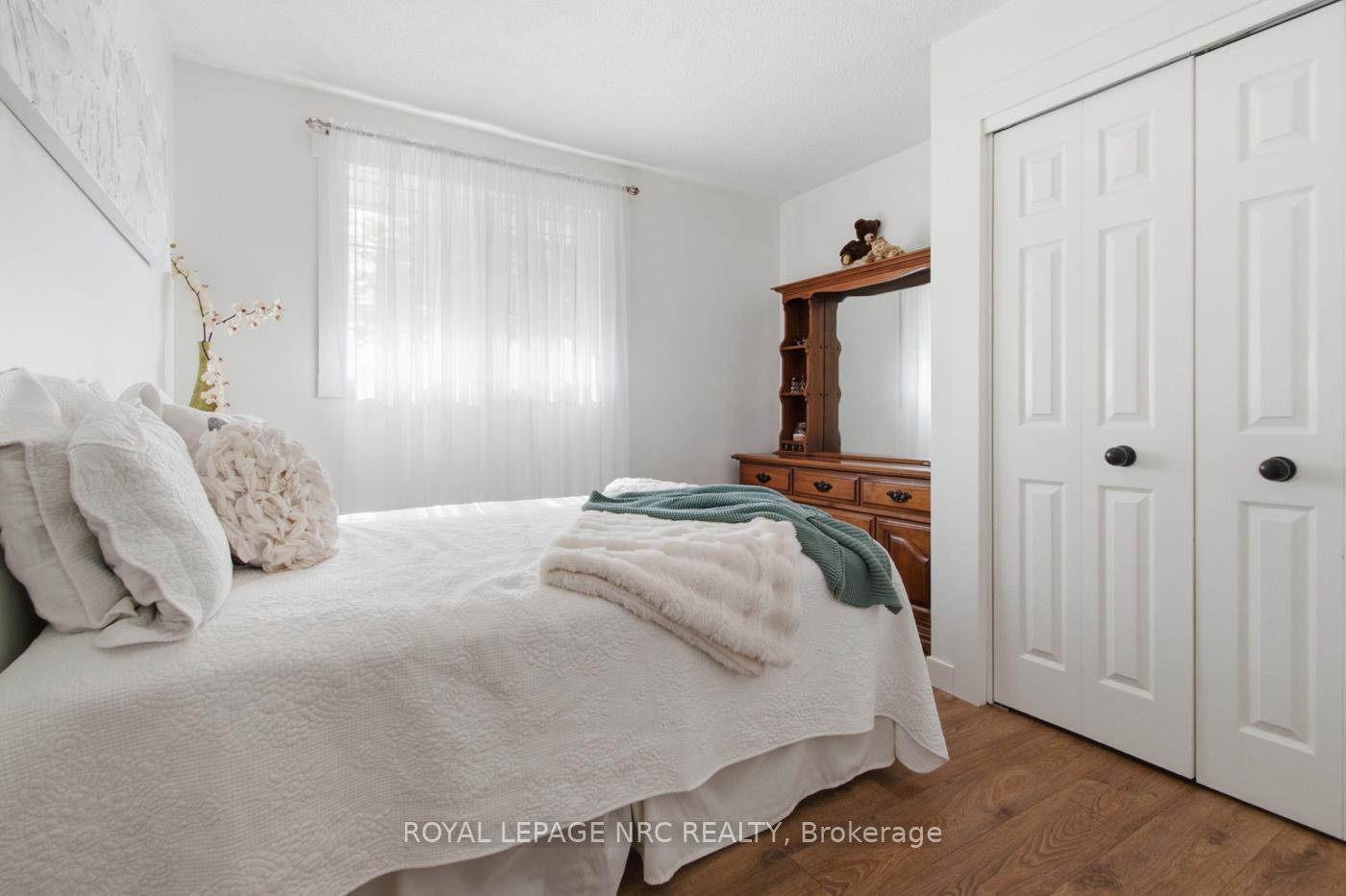 Photo 14 of 37 Spruceside Crescent, Pelham, Fonthill — HOMEH