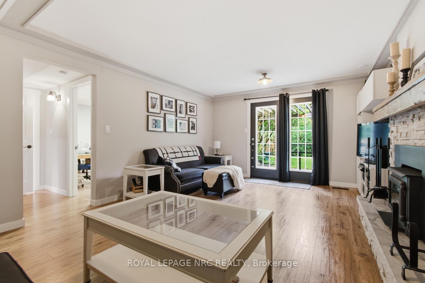 Photo 19 of 37 Spruceside Crescent, Pelham, Fonthill — HOMEH