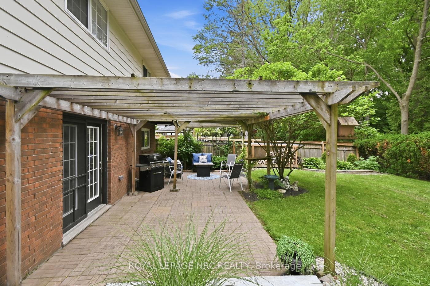 Photo 35 of 37 Spruceside Crescent, Pelham, Fonthill — HOMEH