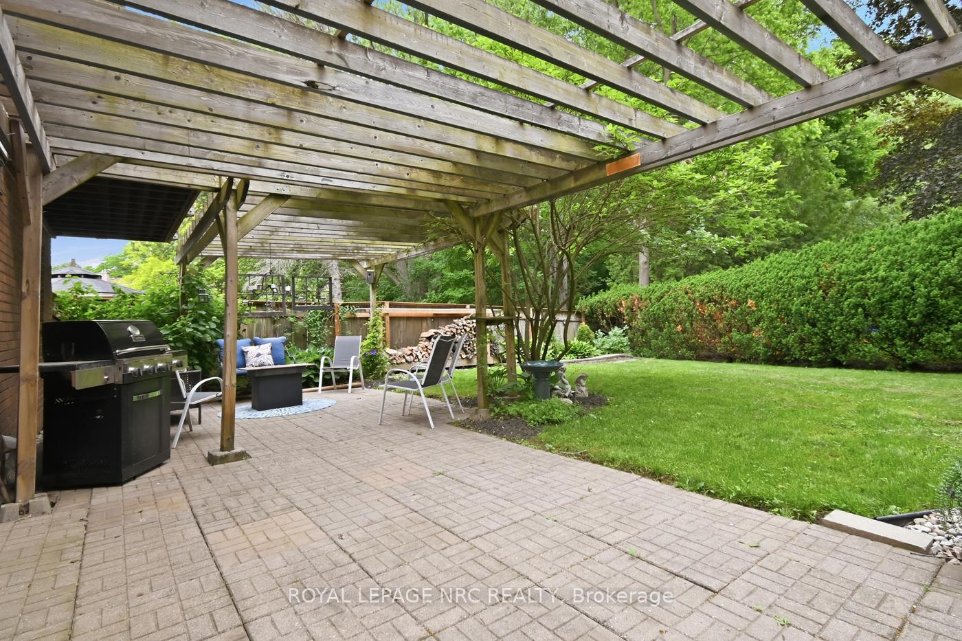 Photo 36 of 37 Spruceside Crescent, Pelham, Fonthill — HOMEH