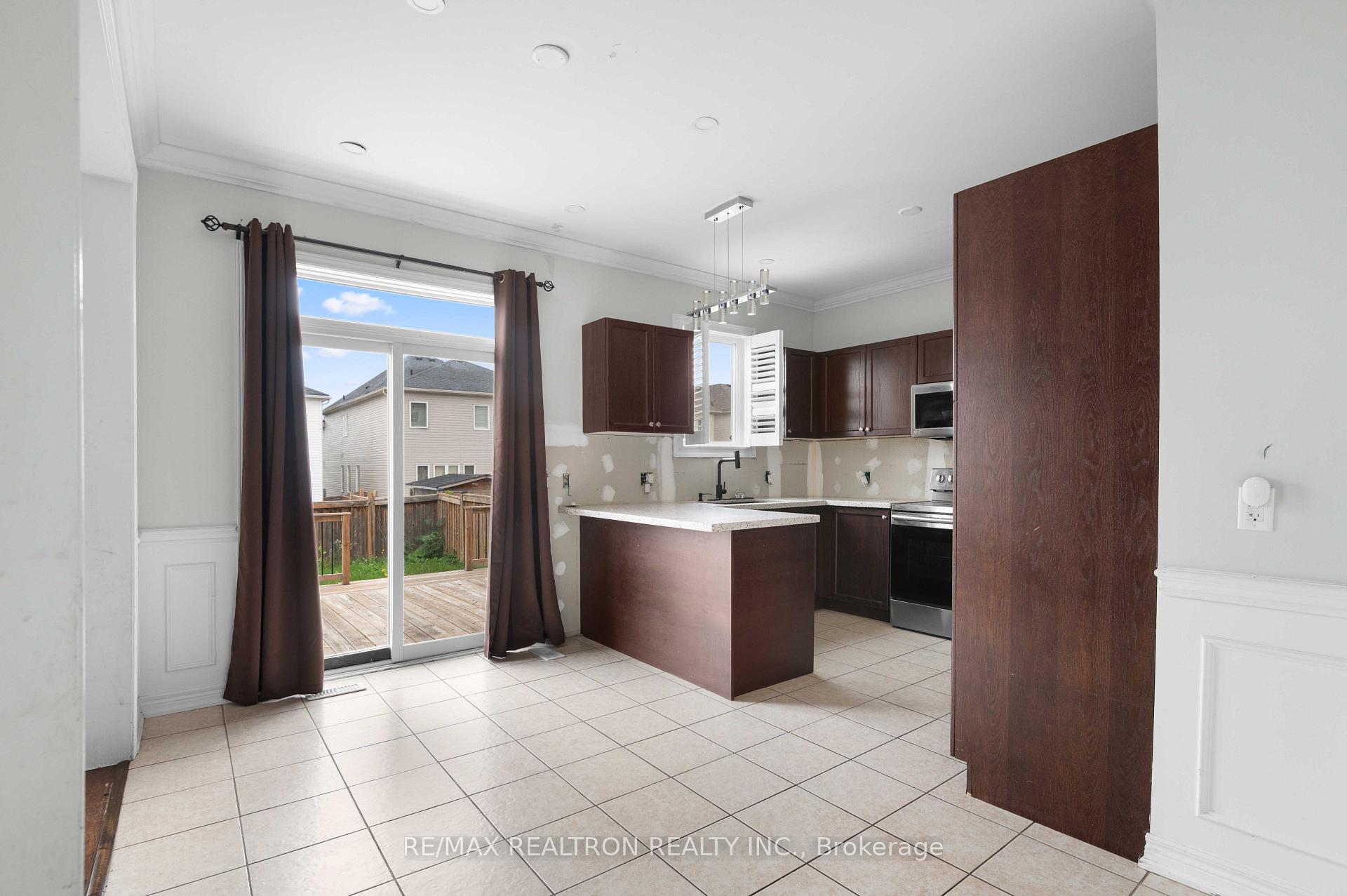 Photo 20 of 525 Brett Street, Shelburne — HOMEH