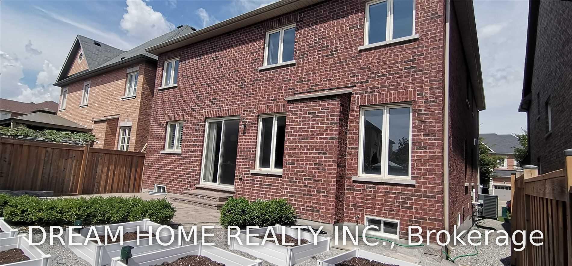 Photo 2 of 53 Hermitage Boulevard, Markham, Wismer — HOMEH
