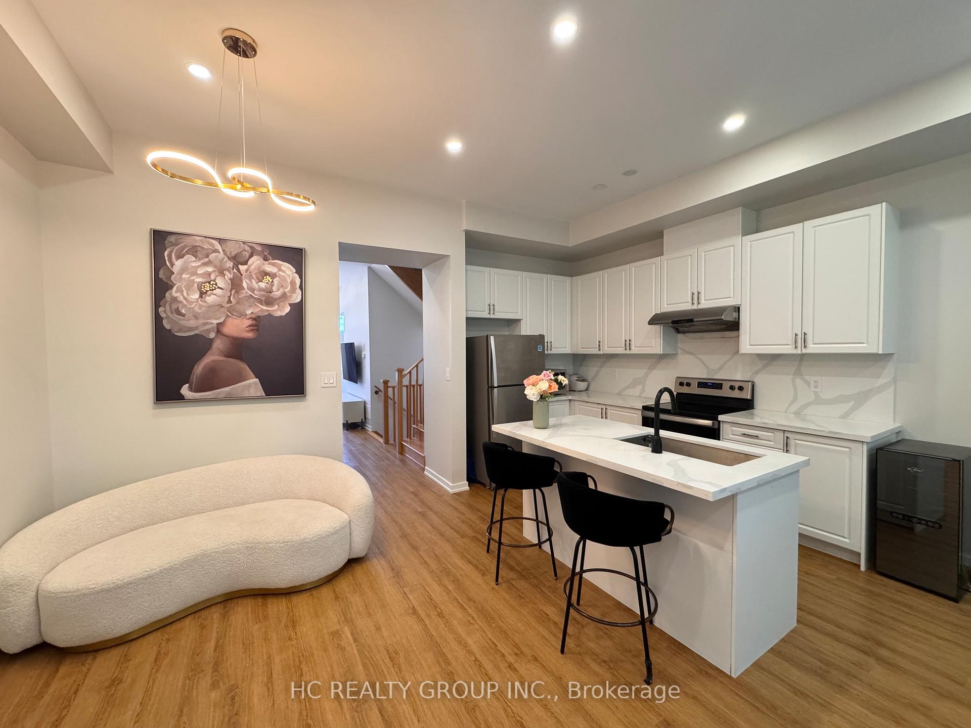 Photo 3 of 58 Pantheon Lane, Markham, Wismer — HOMEH