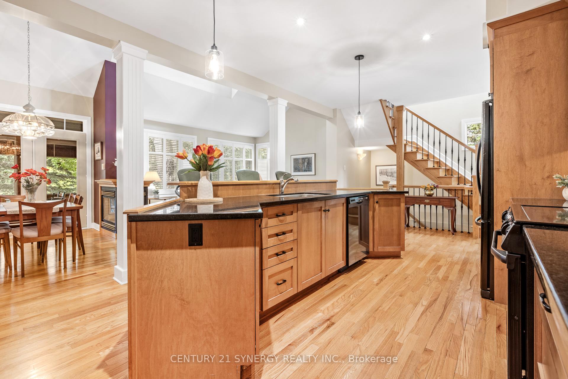 Photo 8 of 45 Turtle Point Private, Ottawa, Kanata - Morgan's Grant/South March — HOMEH