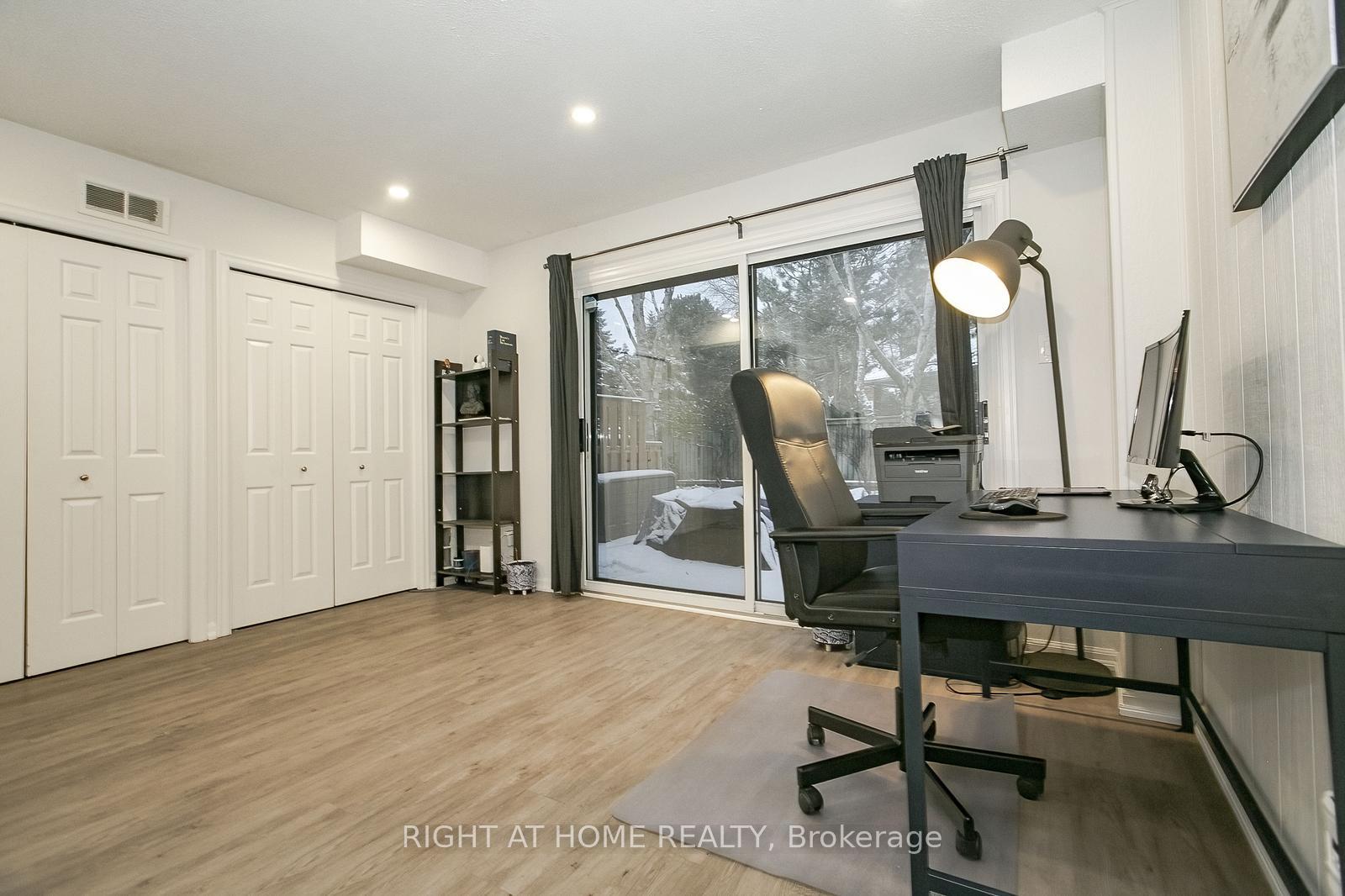 Photo 5 of Unit 75, 1080 Walden Circle, Mississauga, Clarkson — HOMEH