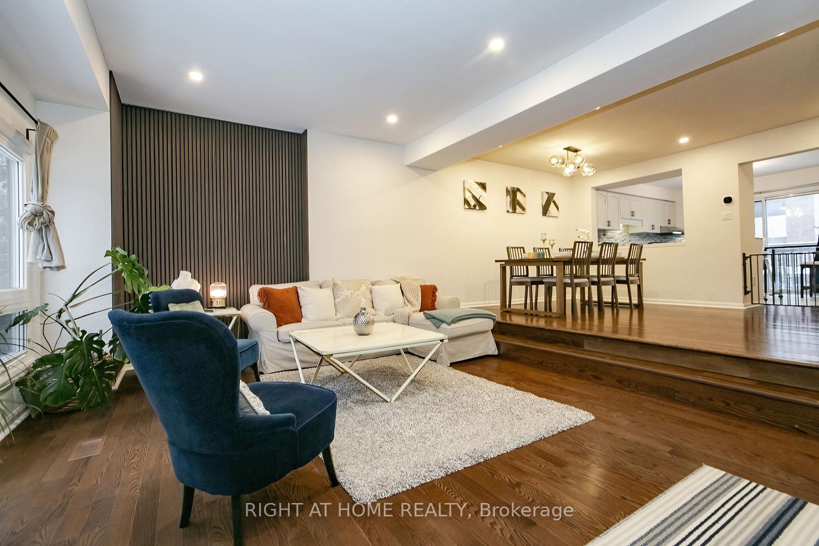 Photo 12 of Unit 75, 1080 Walden Circle, Mississauga, Clarkson — HOMEH