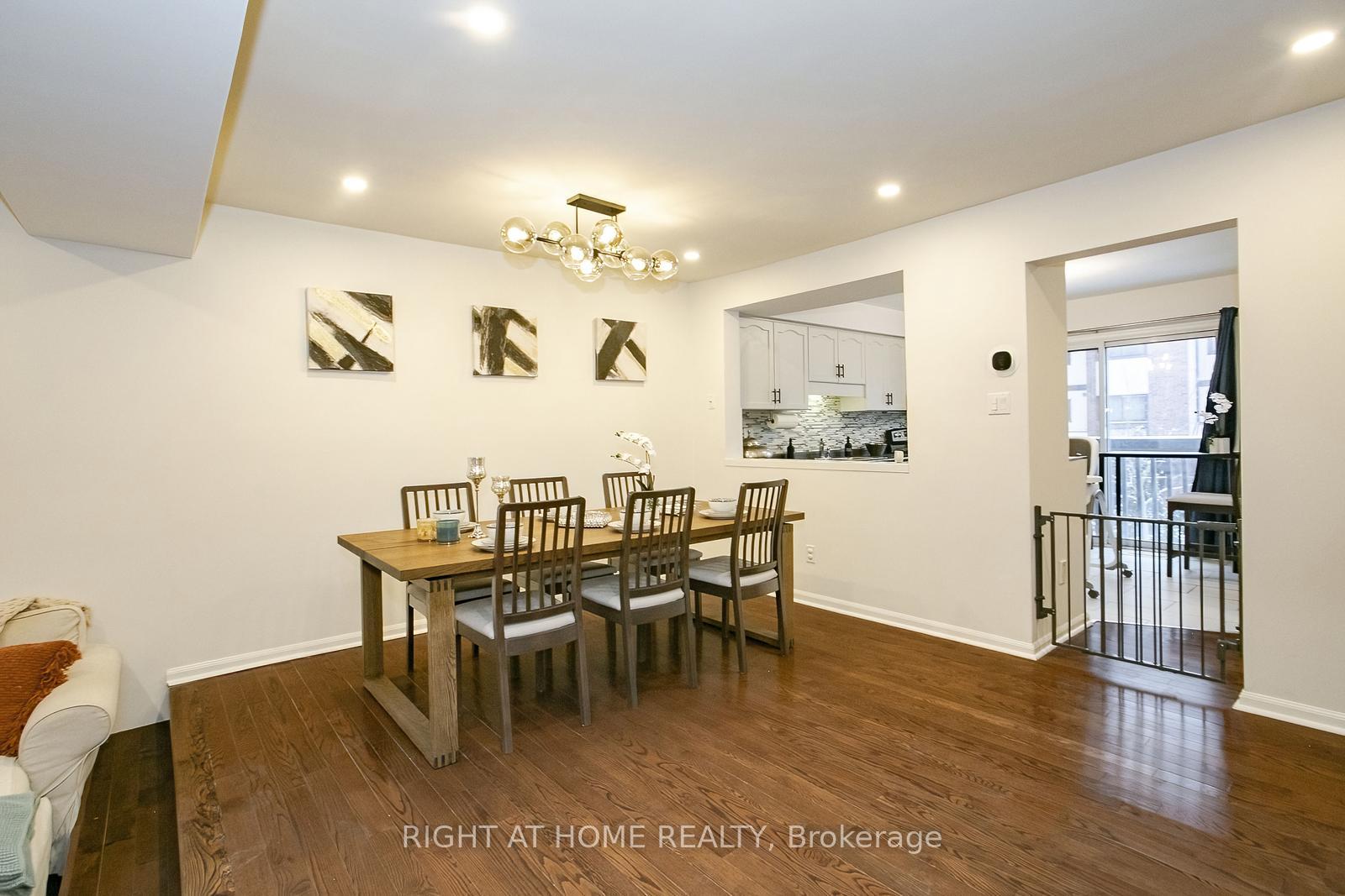 Photo 16 of Unit 75, 1080 Walden Circle, Mississauga, Clarkson — HOMEH