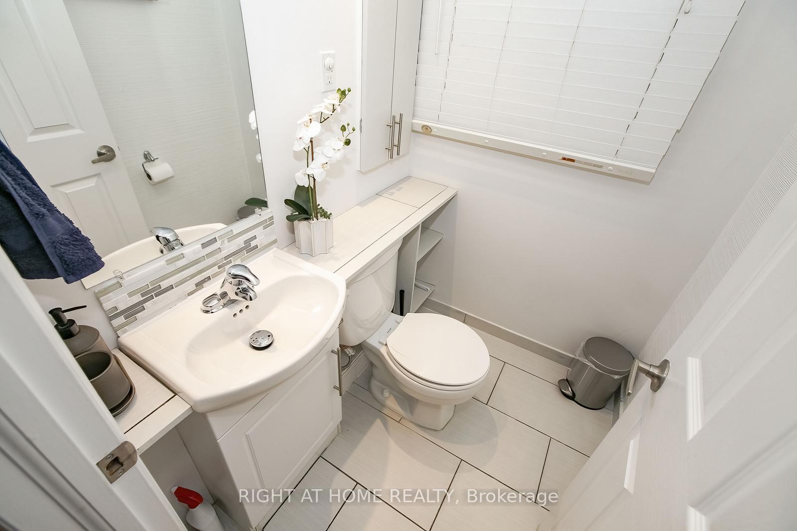 Photo 28 of Unit 75, 1080 Walden Circle, Mississauga, Clarkson — HOMEH