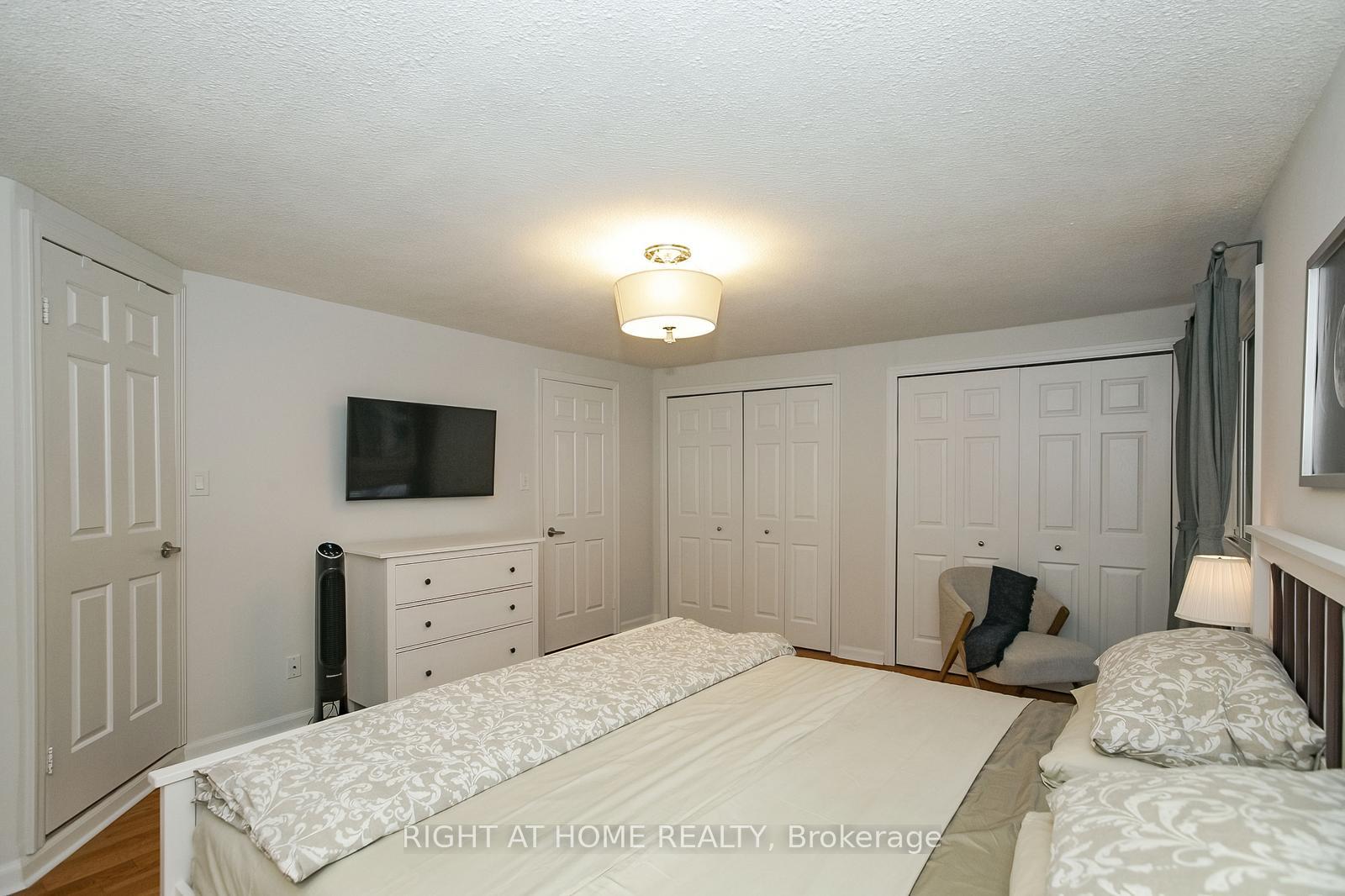 Photo 34 of Unit 75, 1080 Walden Circle, Mississauga, Clarkson — HOMEH