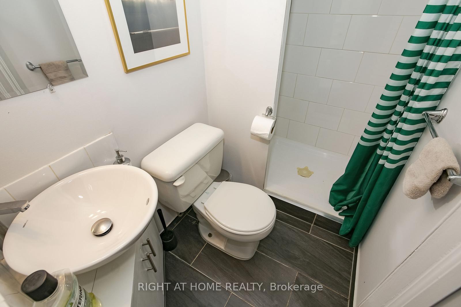 Photo 36 of Unit 75, 1080 Walden Circle, Mississauga, Clarkson — HOMEH