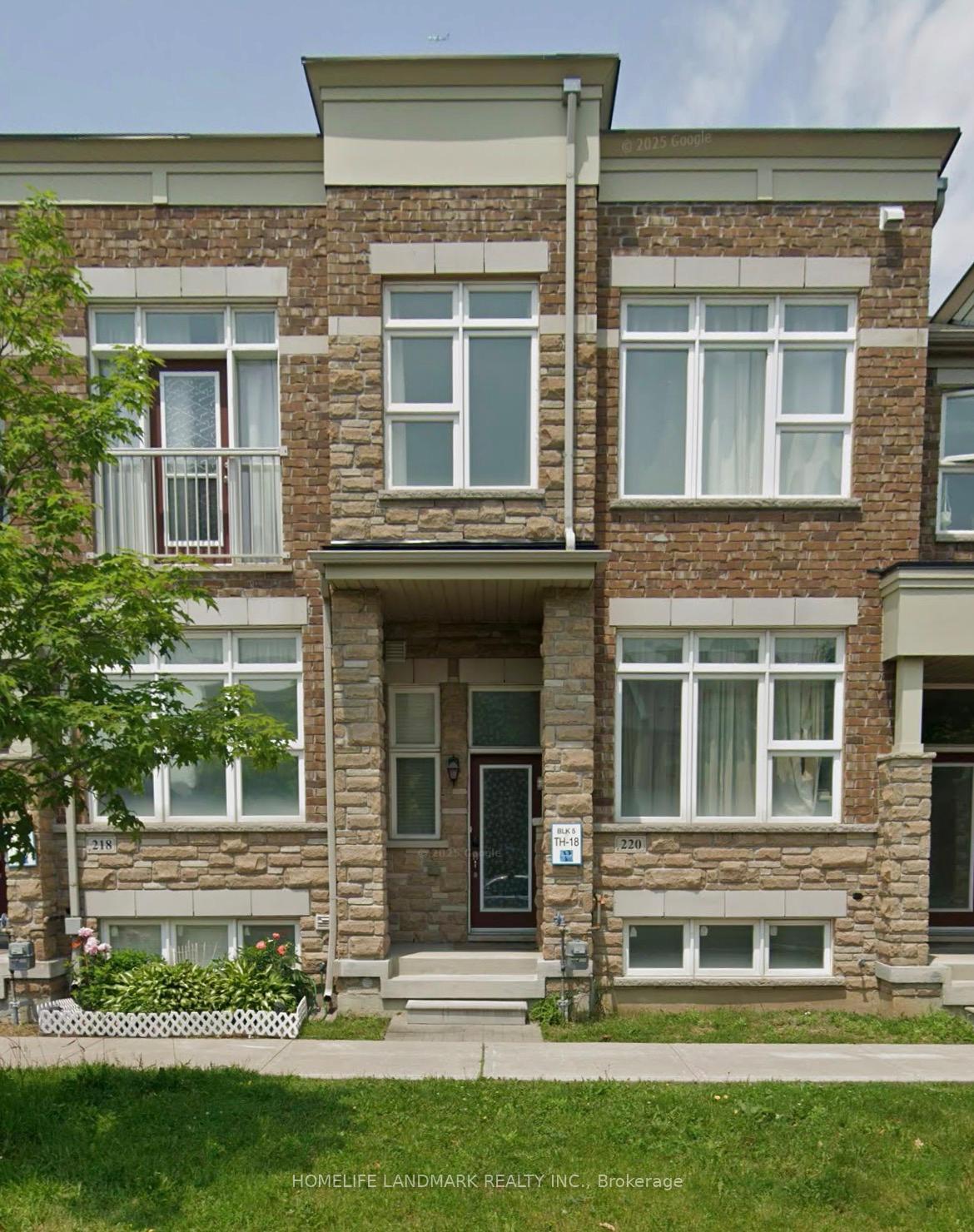 Photo of 220 South unionville Avenue