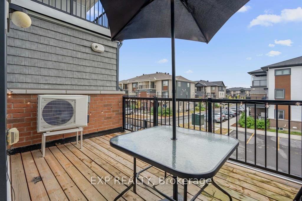 Photo 14 of 304 Lapland Private, Ottawa, Kanata - Emerald Meadows/Trailwest — HOMEH