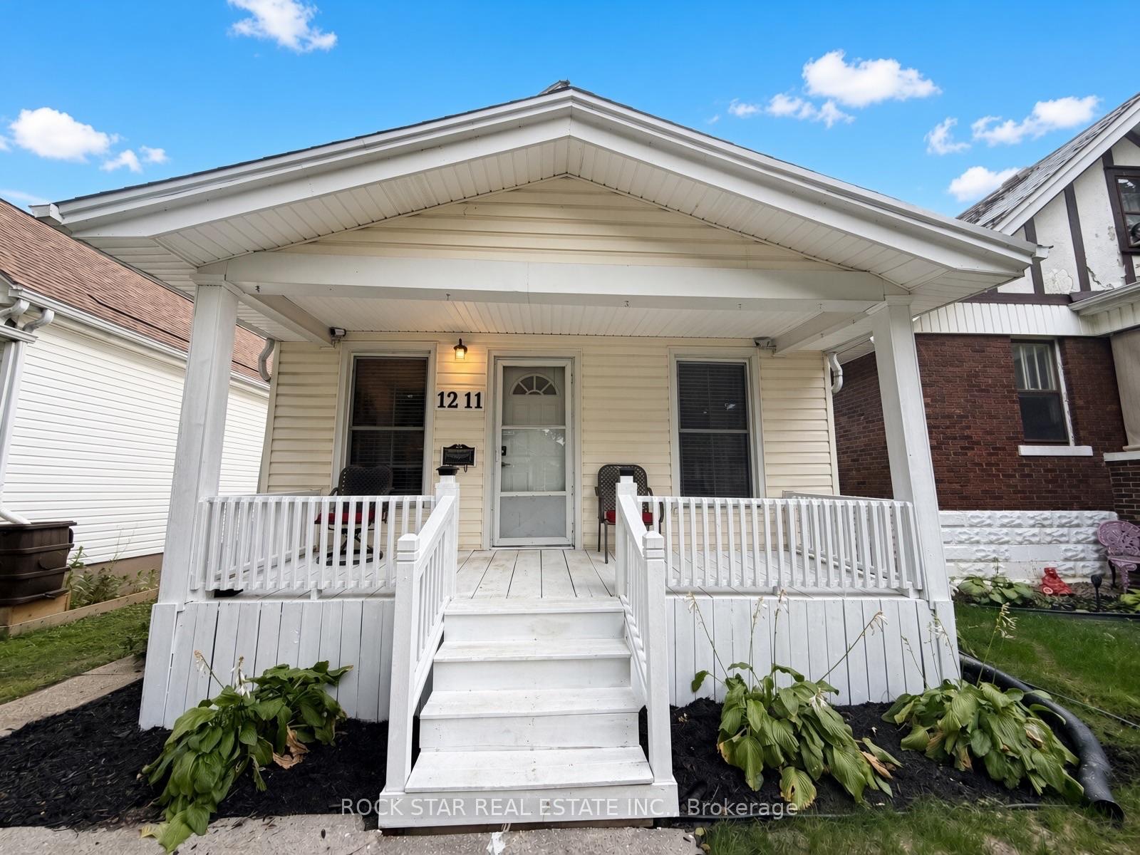Photo 6 of 1211 Lincoln Road, Windsor — HOMEH