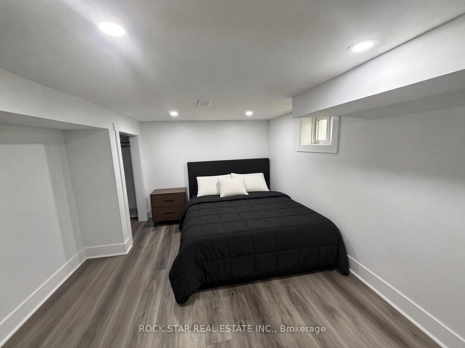 Photo 20 of 1211 Lincoln Road, Windsor — HOMEH