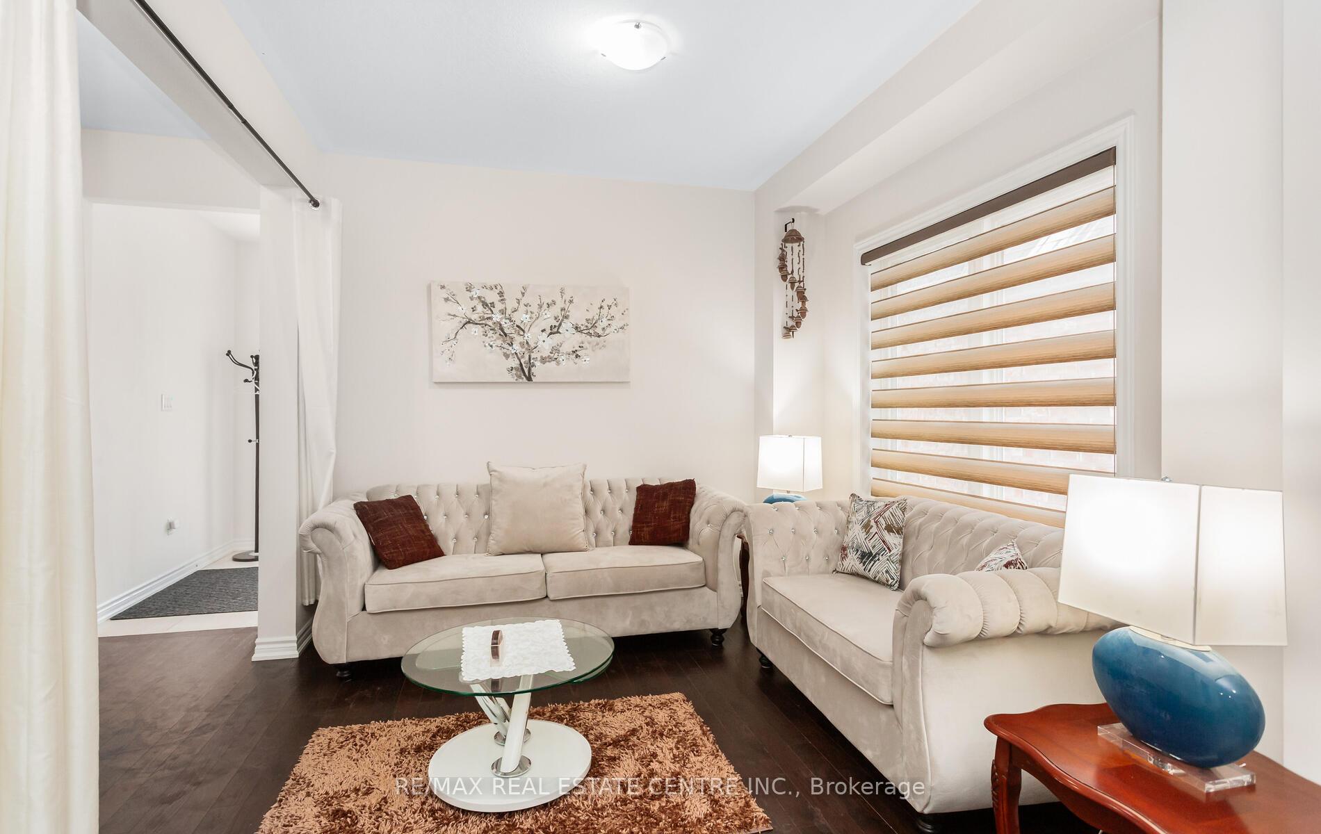 Photo 5 of 49 Bucksaw Street, Brampton, Northwest Brampton — HOMEH