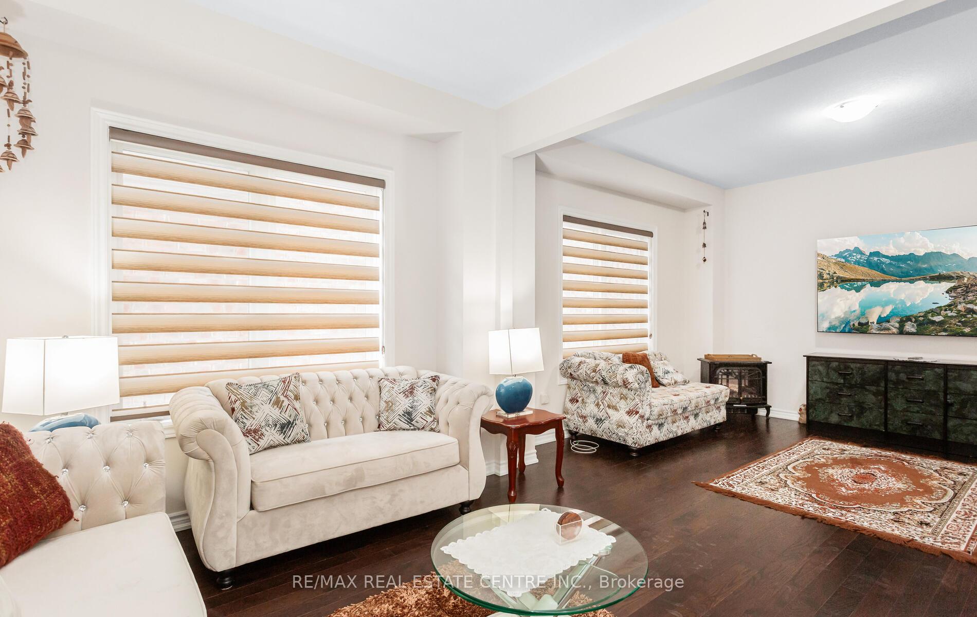 Photo 6 of 49 Bucksaw Street, Brampton, Northwest Brampton — HOMEH