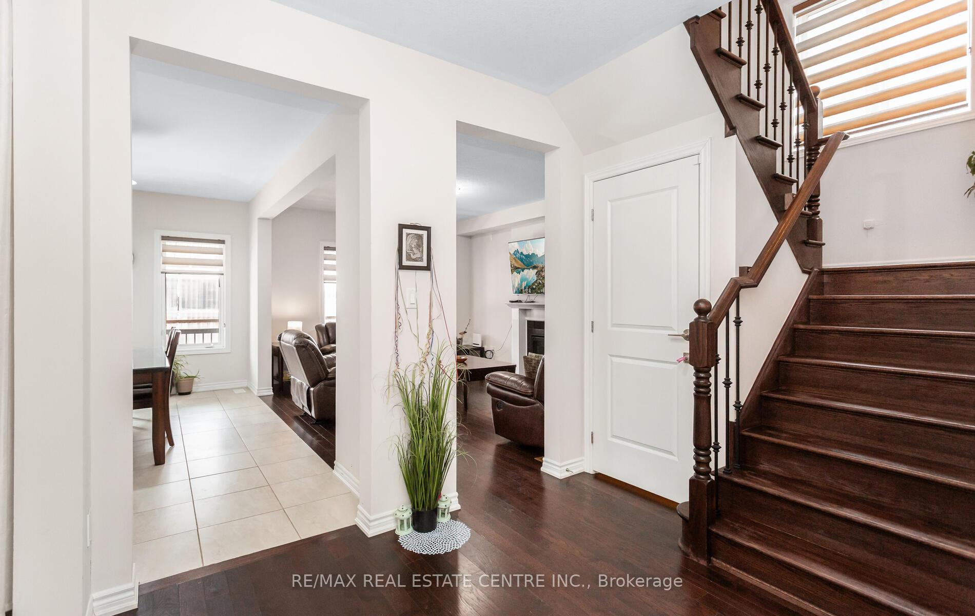 Photo 10 of 49 Bucksaw Street, Brampton, Northwest Brampton — HOMEH