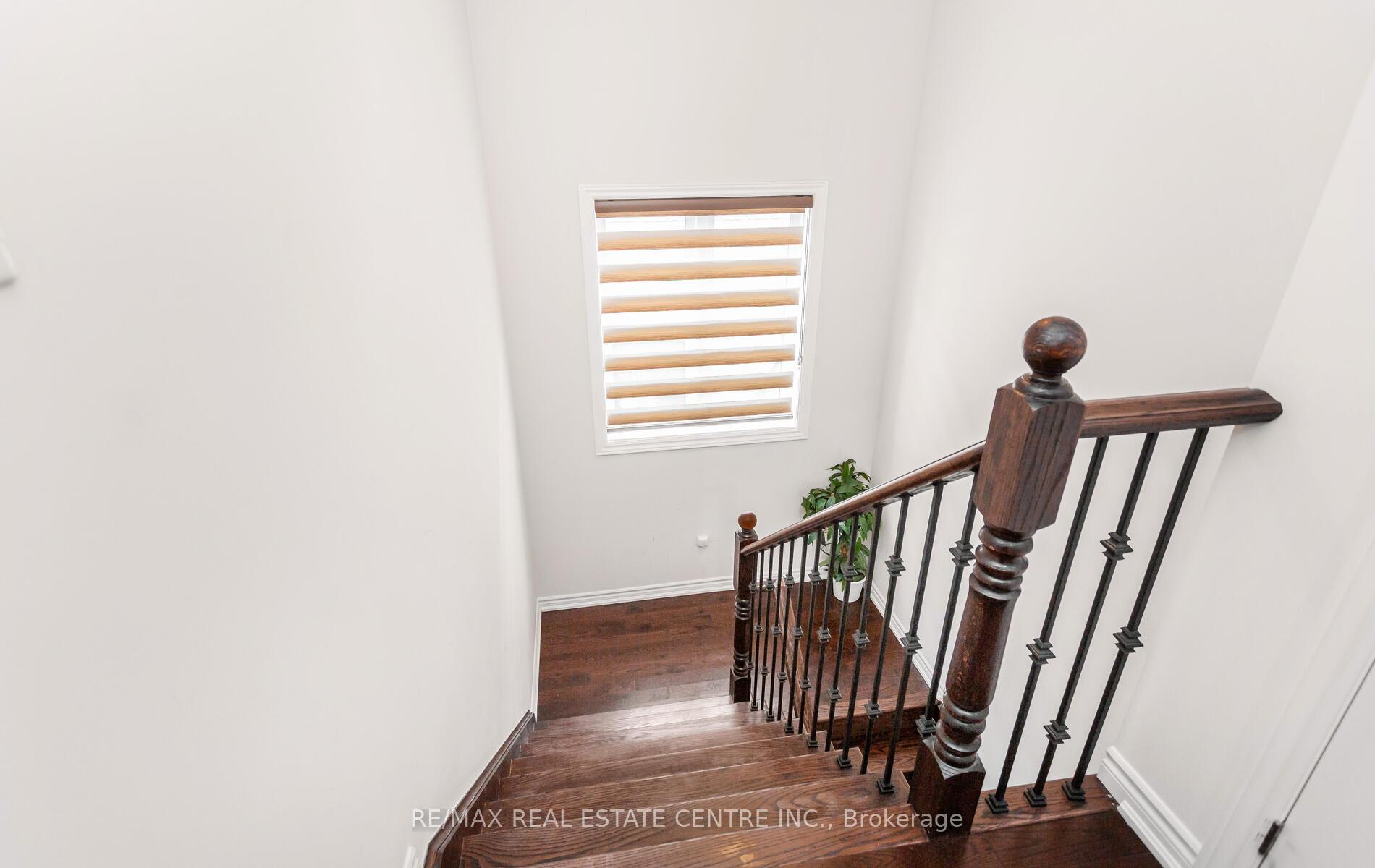Photo 23 of 49 Bucksaw Street, Brampton, Northwest Brampton — HOMEH