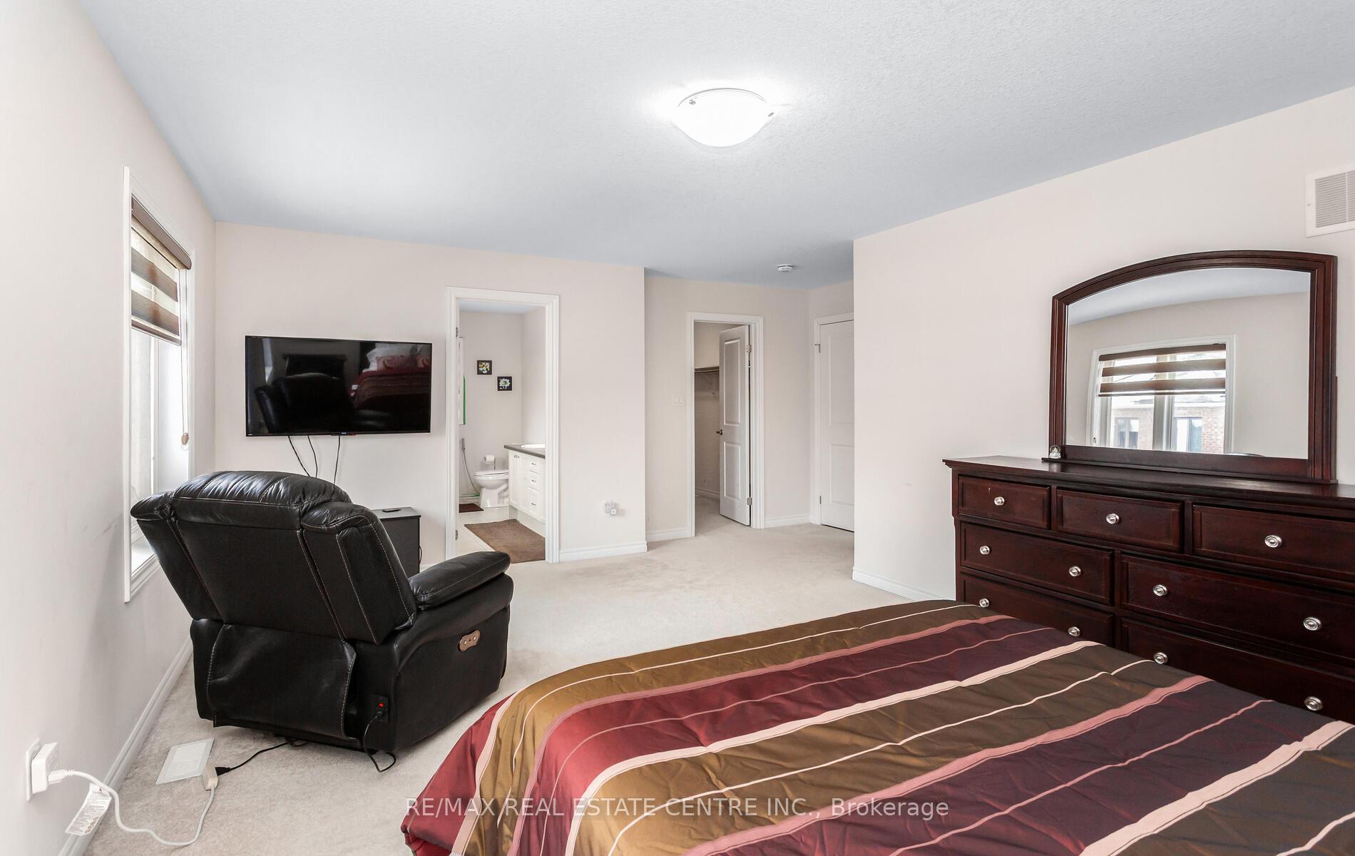 Photo 26 of 49 Bucksaw Street, Brampton, Northwest Brampton — HOMEH