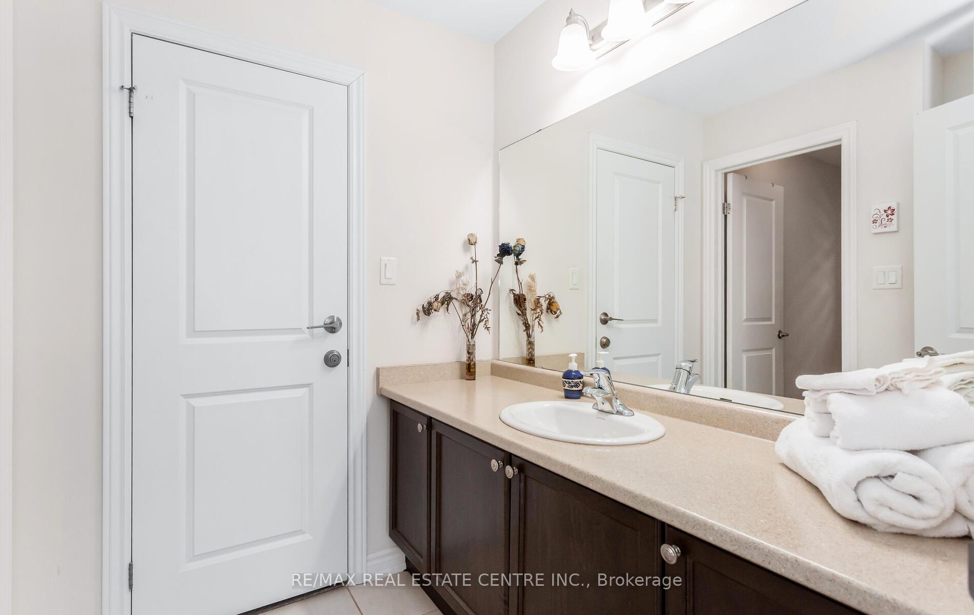 Photo 37 of 49 Bucksaw Street, Brampton, Northwest Brampton — HOMEH