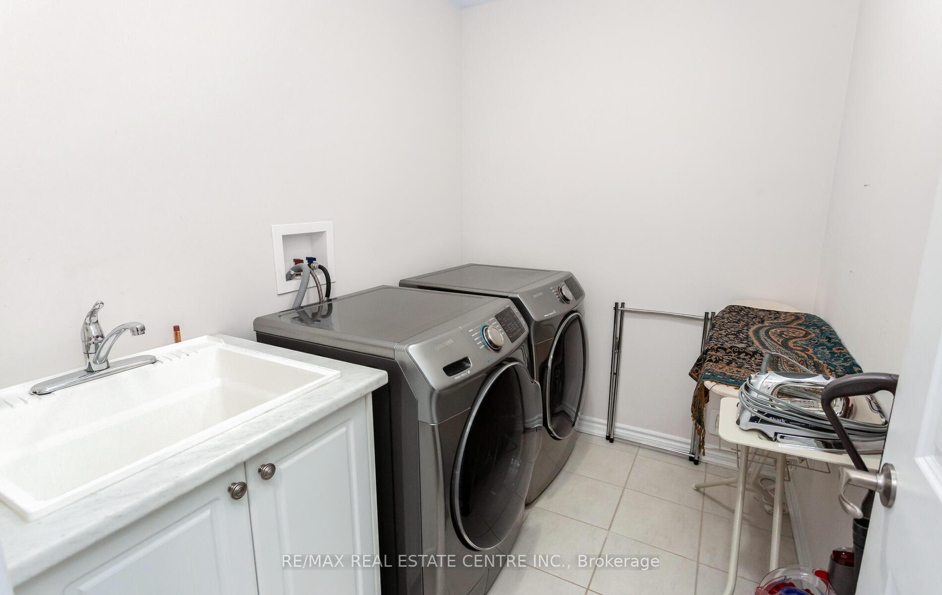 Photo 39 of 49 Bucksaw Street, Brampton, Northwest Brampton — HOMEH
