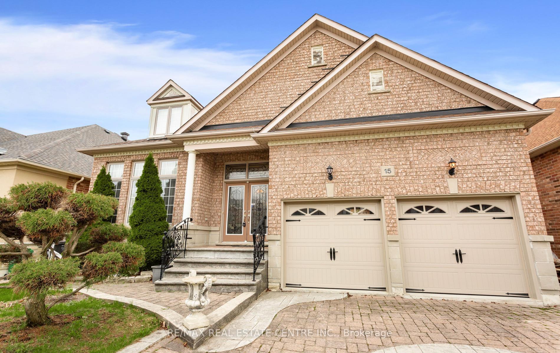 Photo 3 of 15 Concorde Drive, Brampton, Vales of Castlemore North — HOMEH