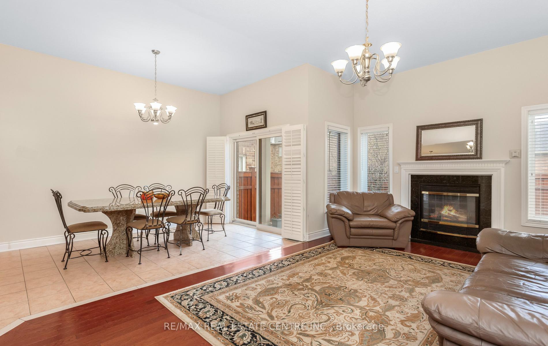 Photo 18 of 15 Concorde Drive, Brampton, Vales of Castlemore North — HOMEH