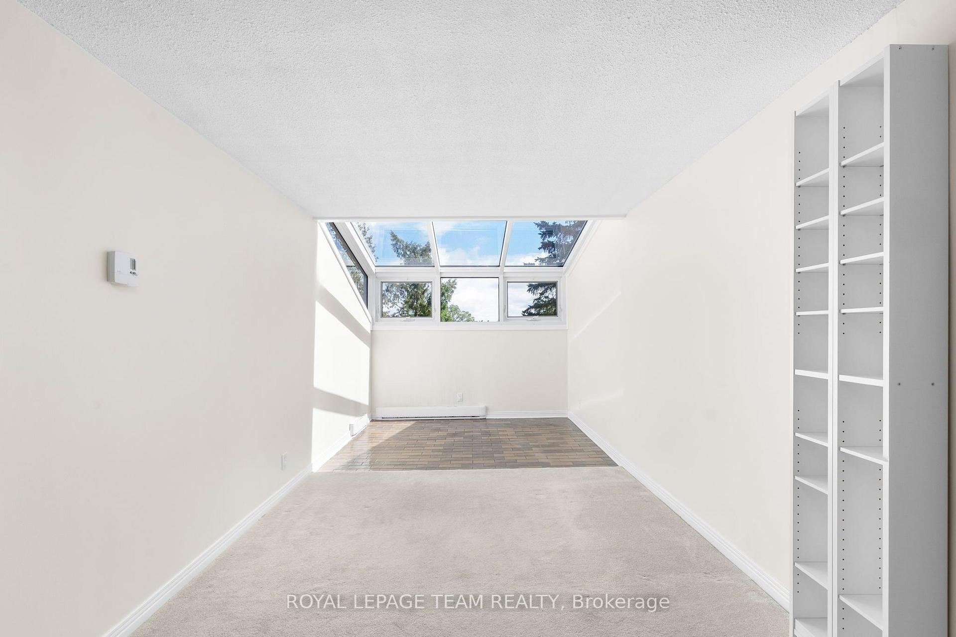 Photo 10 of Unit 34, 503 Stratas Court E, Ottawa, Kanata - Katimavik — HOMEH